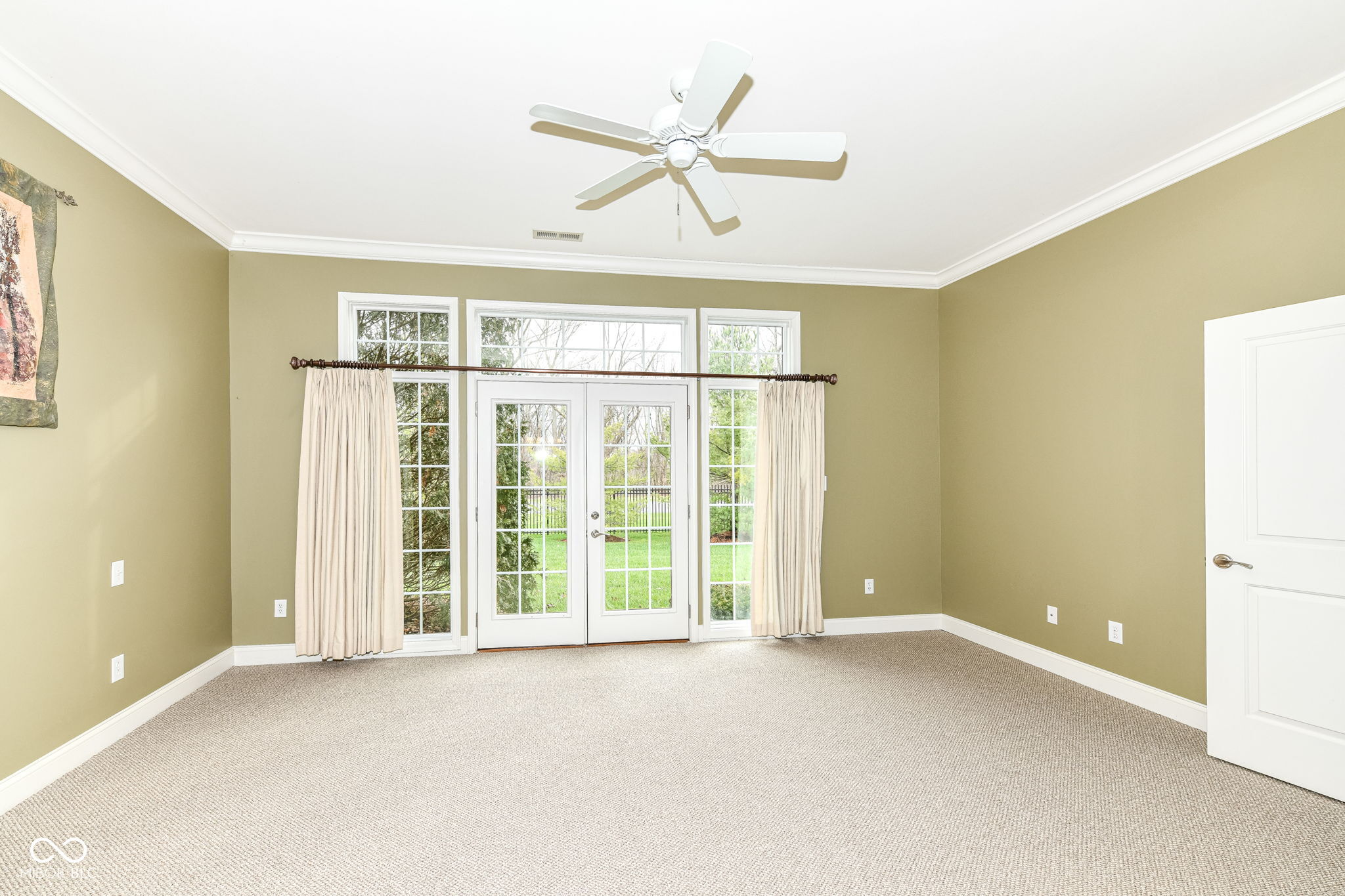 6471 Meridian Parkway Unit: APT D
