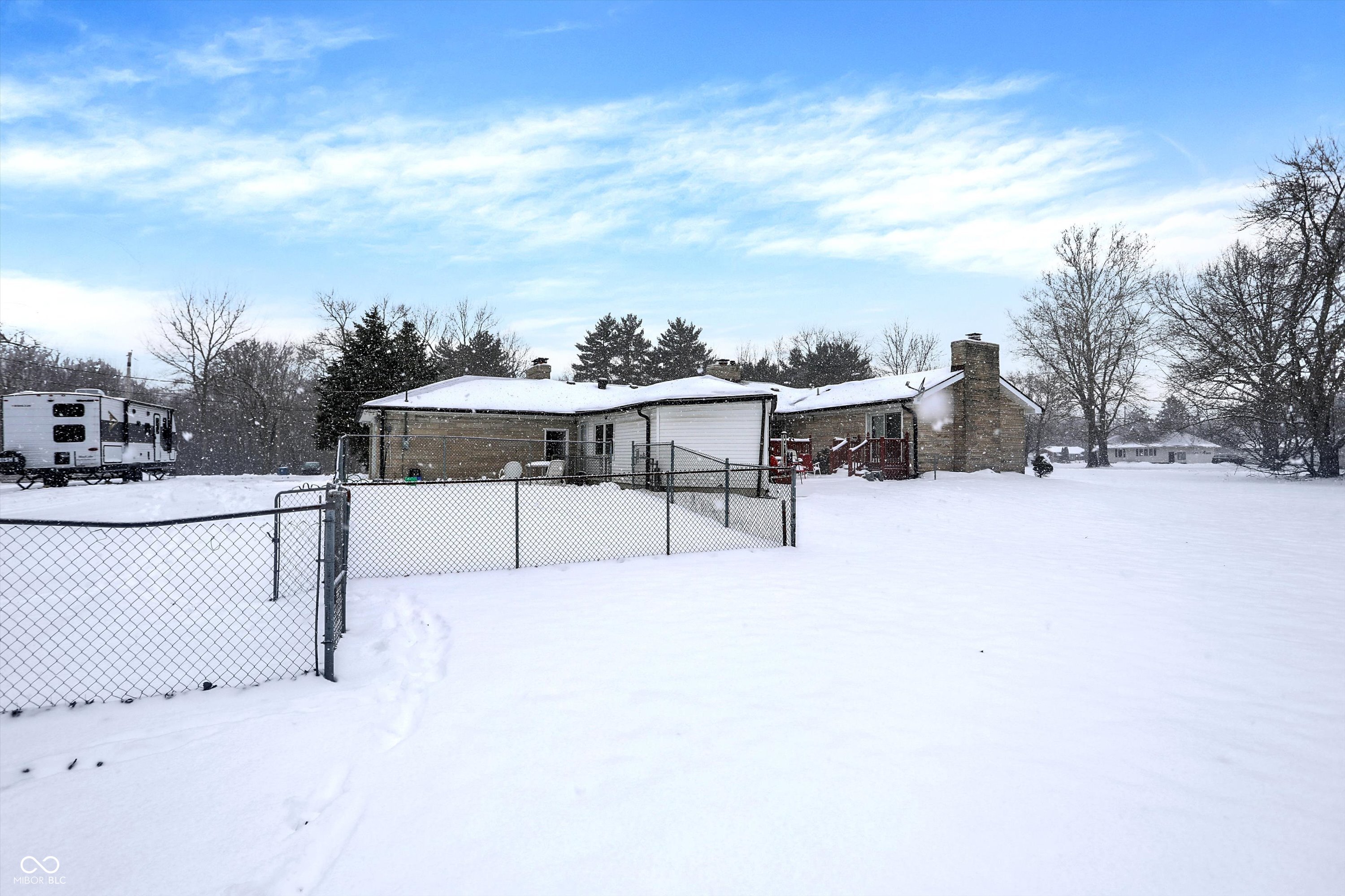 457 S High School Road
