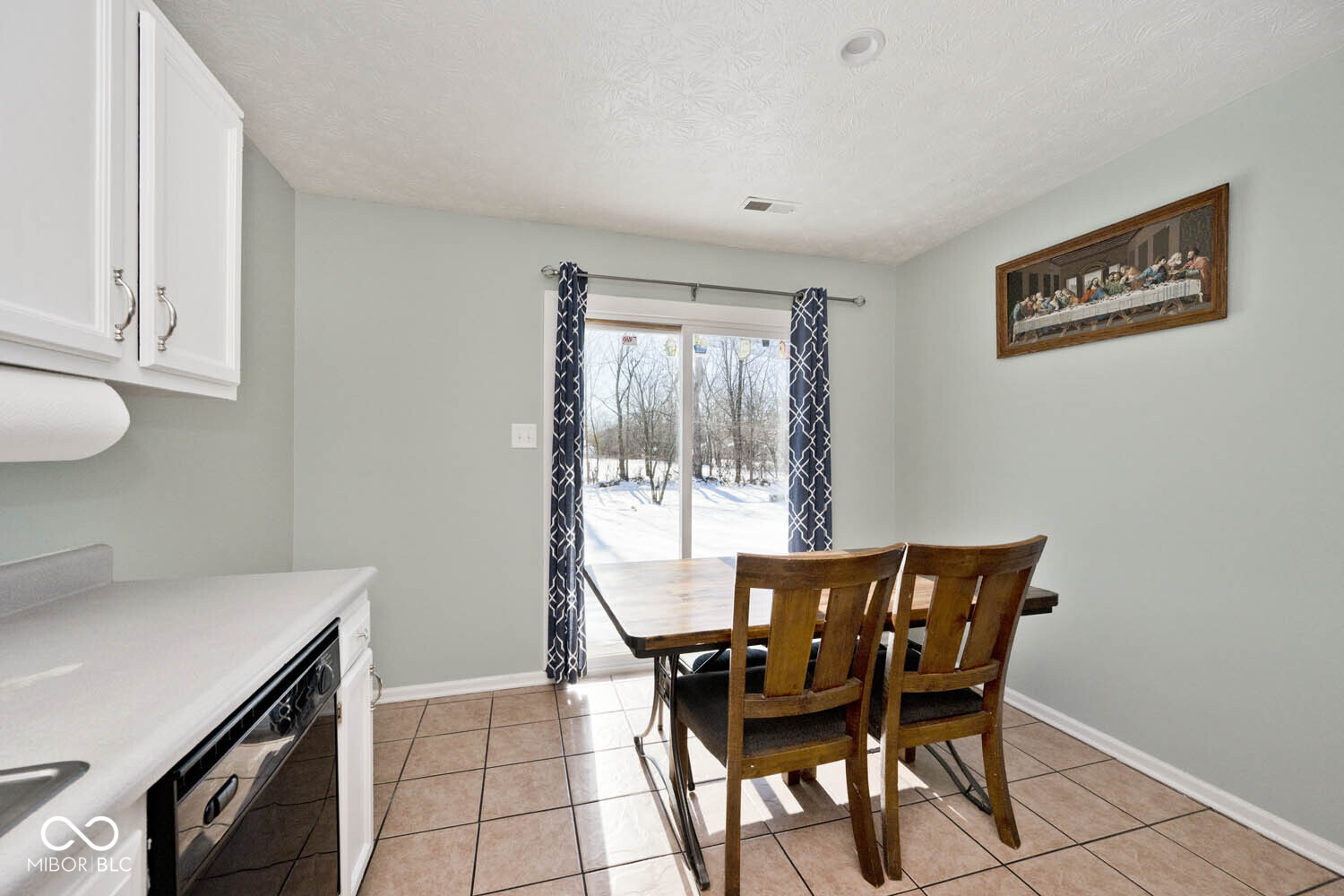 6338 Cooper Pointe Drive