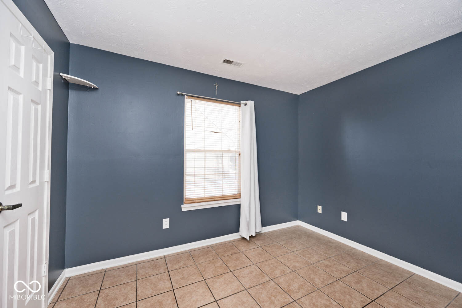 6338 Cooper Pointe Drive