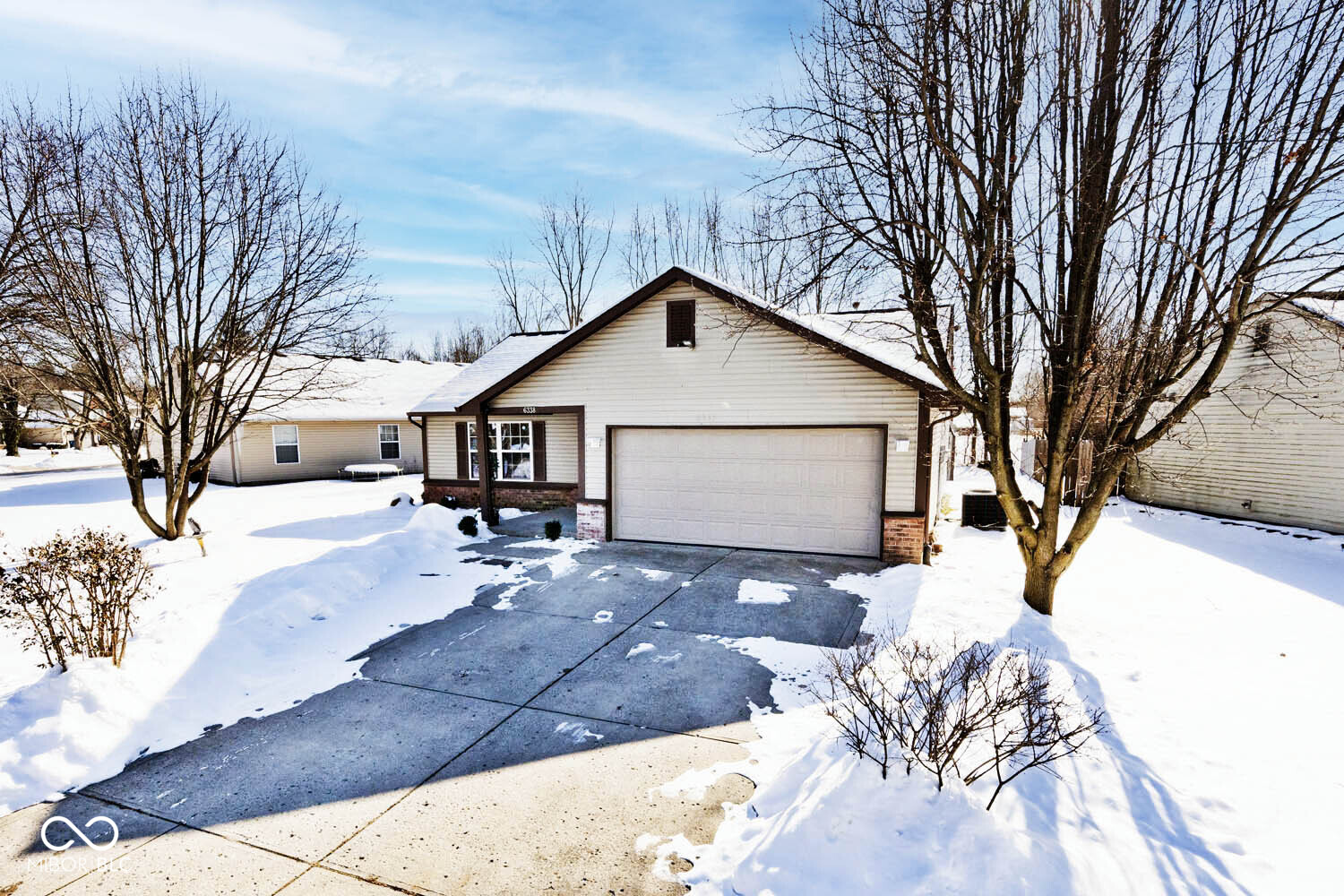 6338 Cooper Pointe Drive