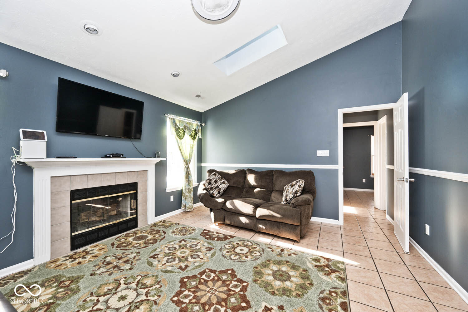 6338 Cooper Pointe Drive