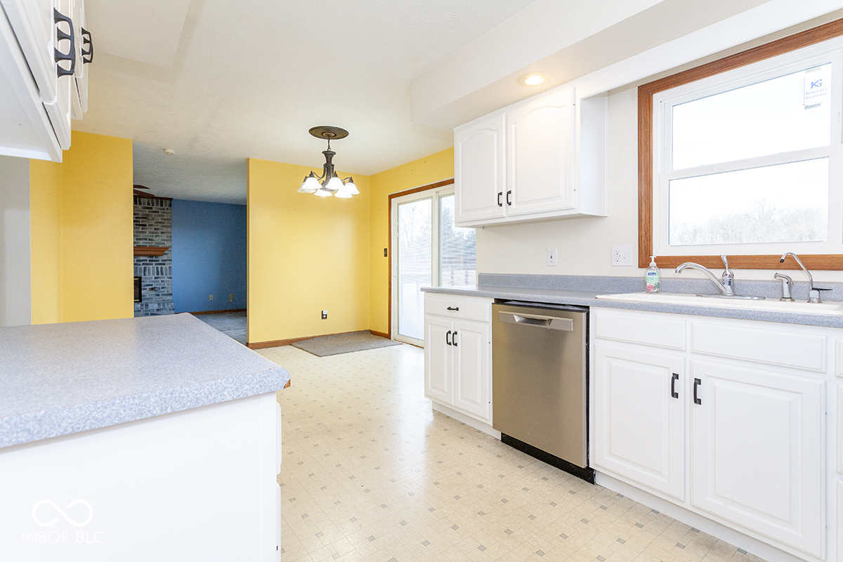 9222 W State Road 38