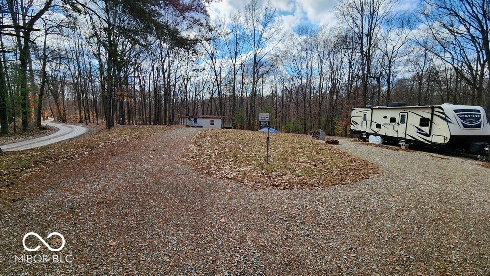 6840 Siebert Trail
