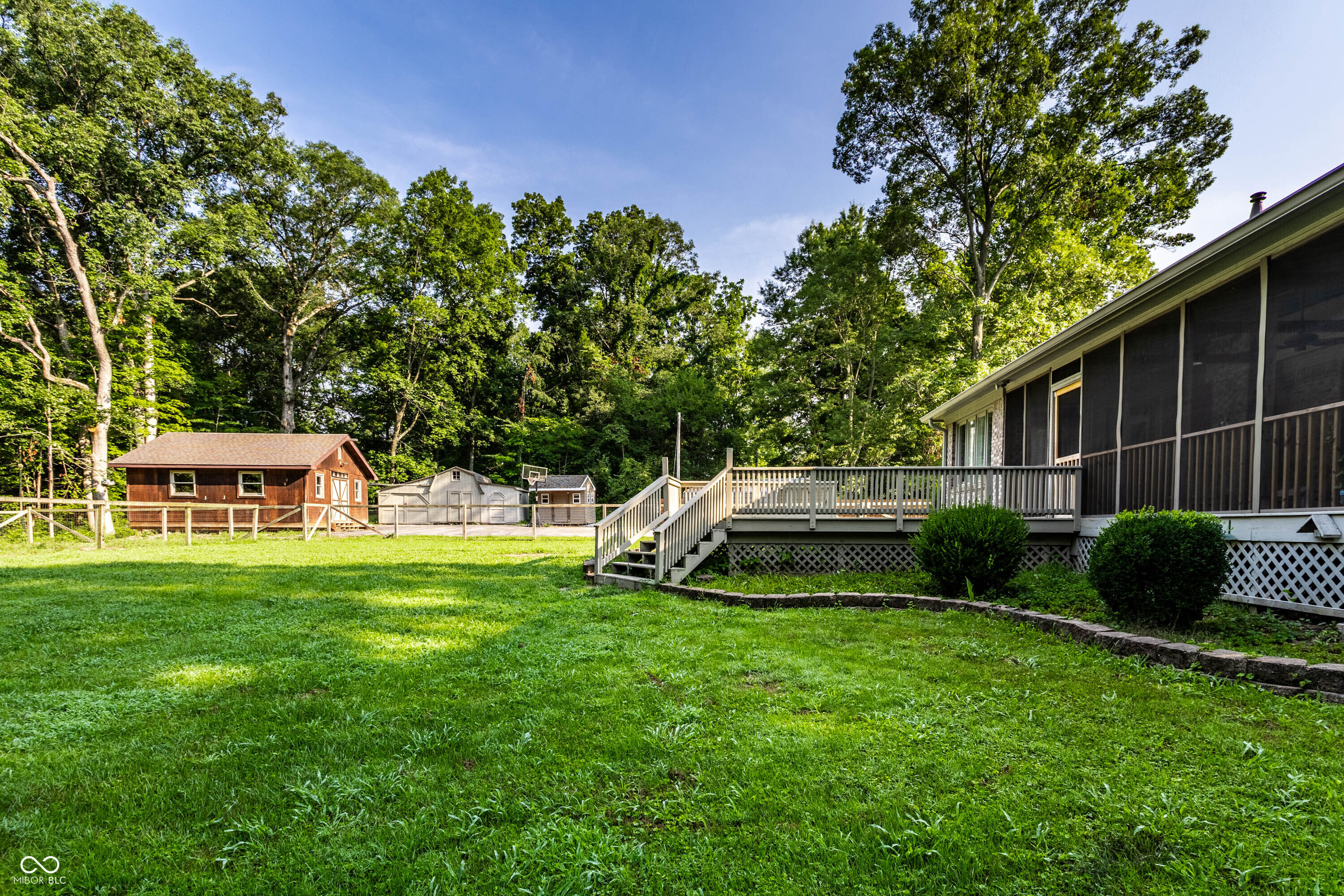 6884 S County Road 400 E