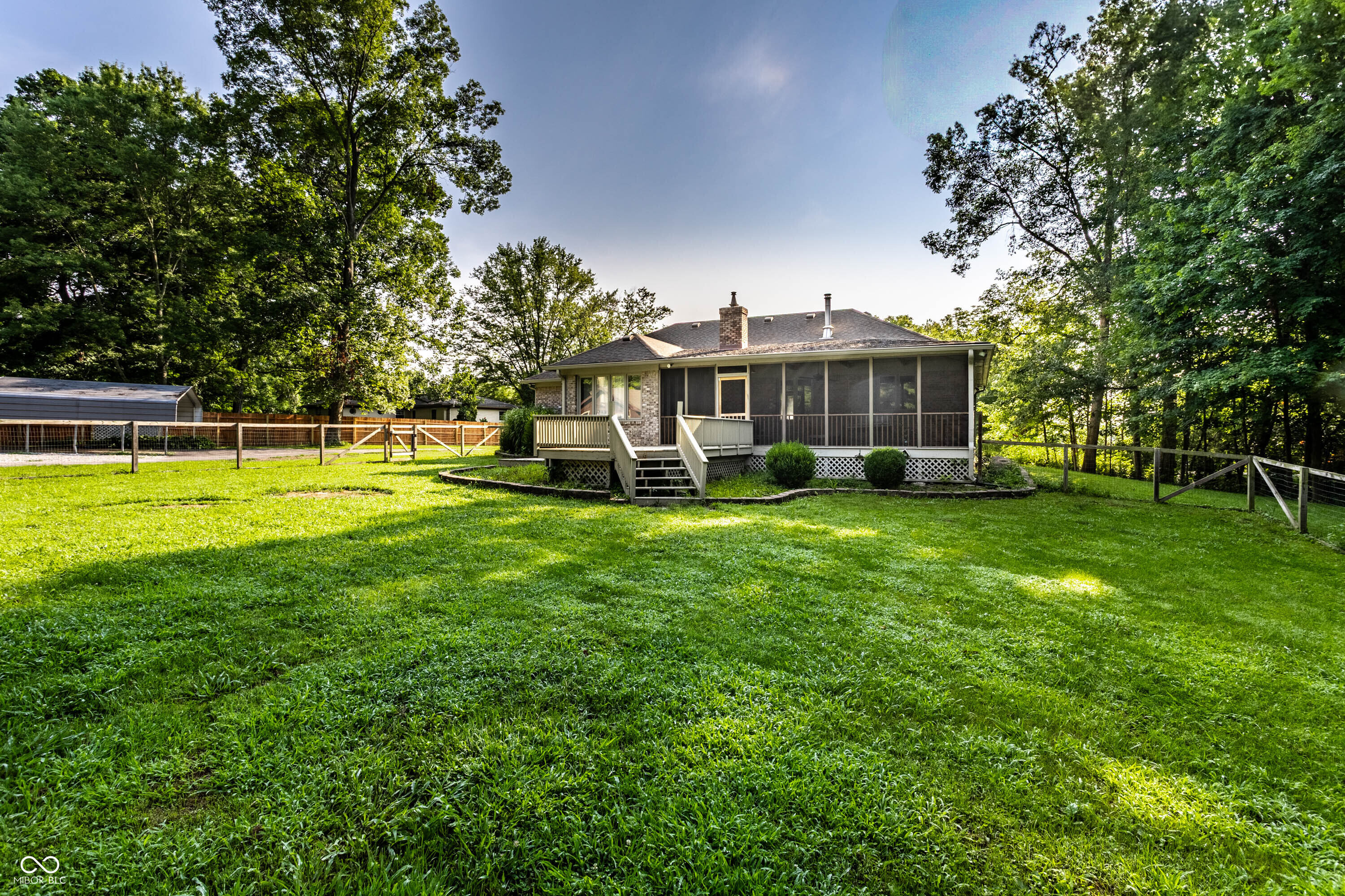 6884 S County Road 400 E