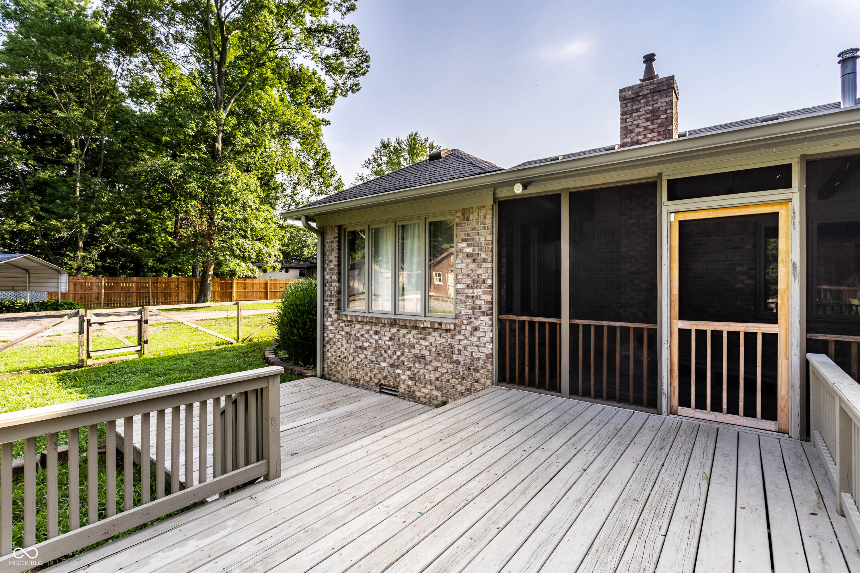 6884 S County Road 400 E