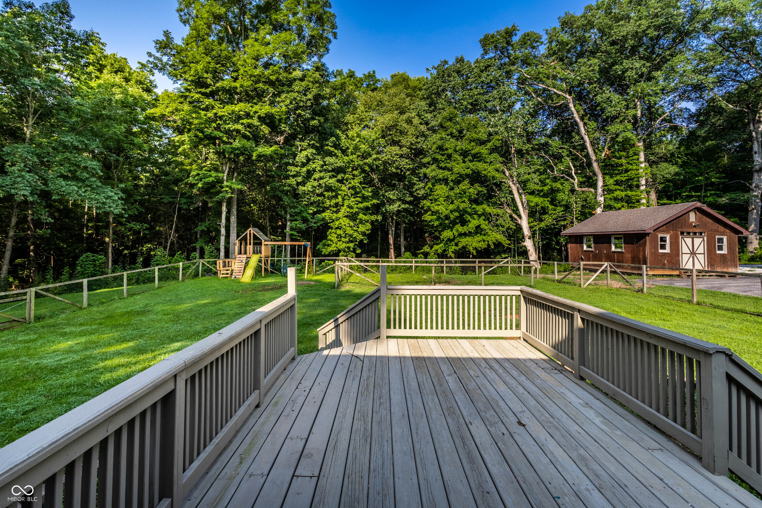 6884 S County Road 400 E