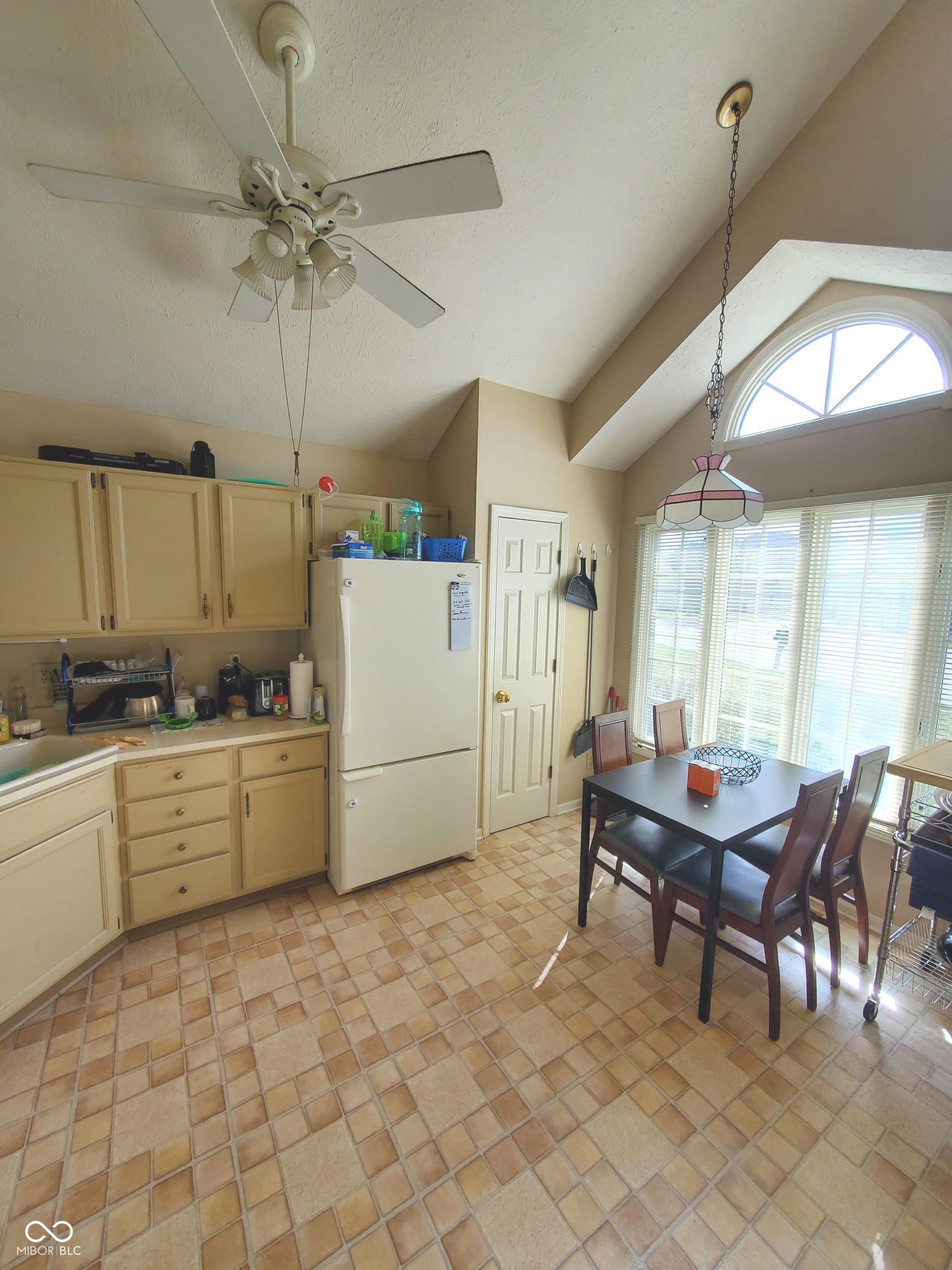6564 Aintree Place