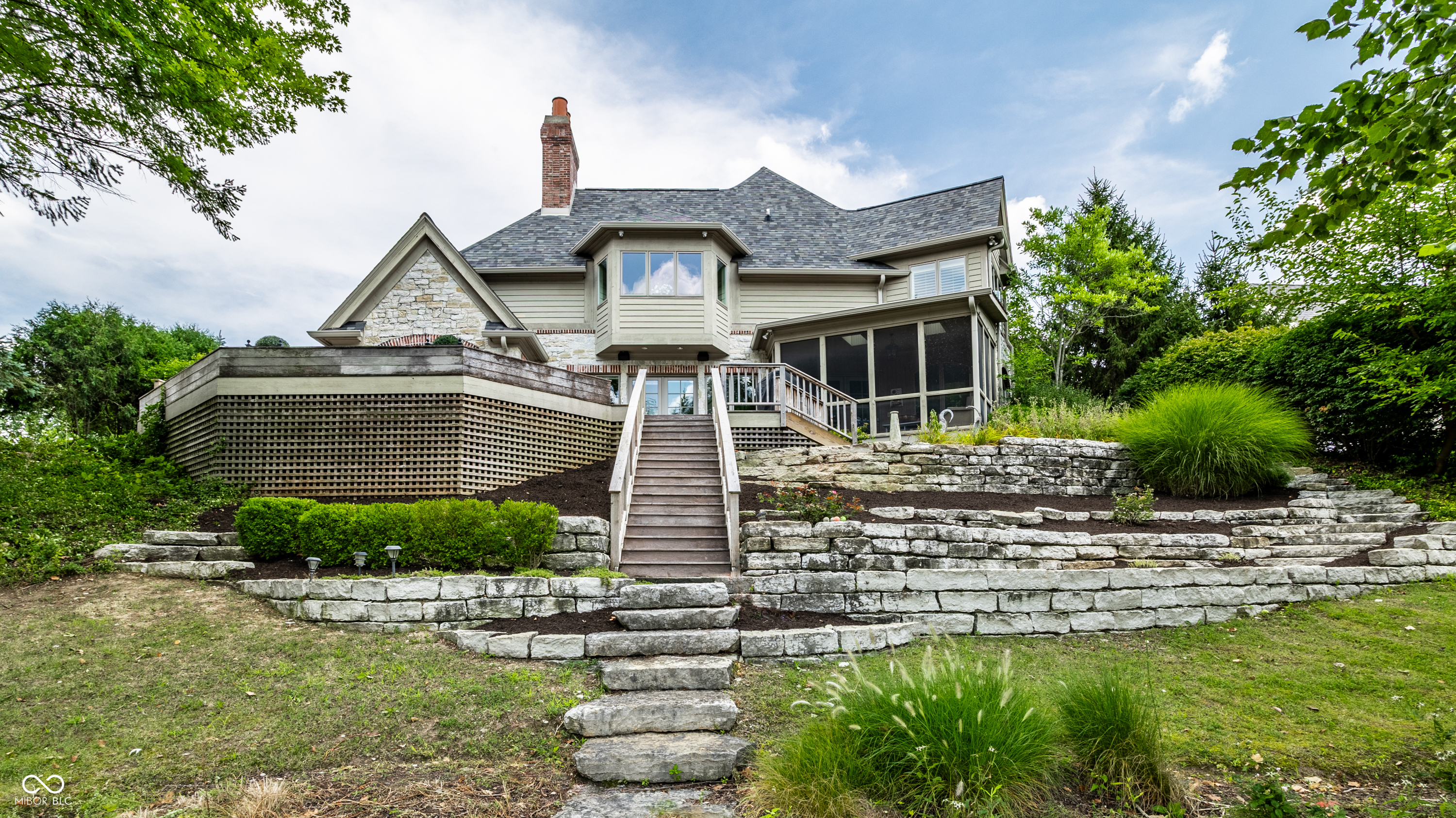 6560 Dawson Lake Drive