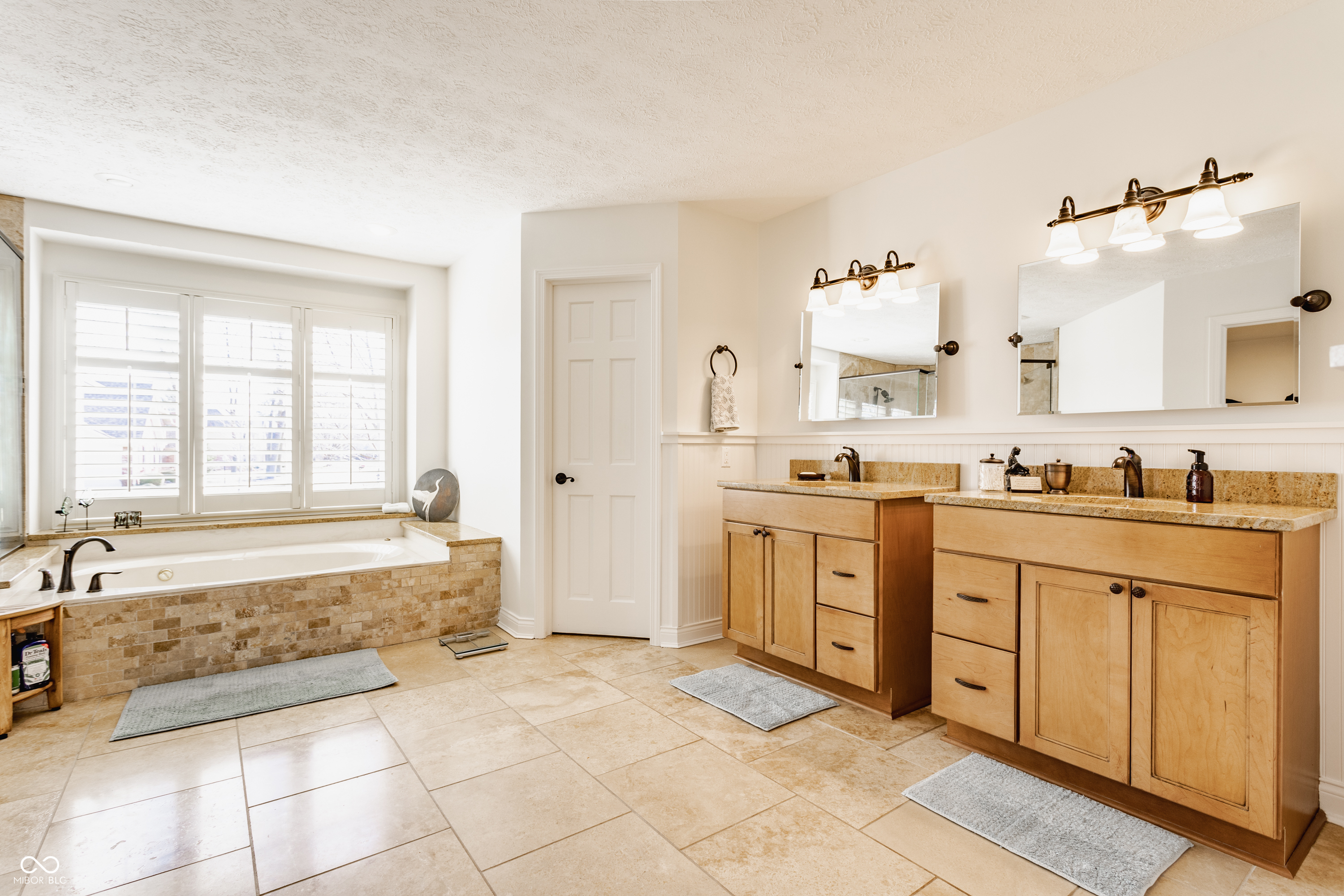 13852 Silver Stream Drive