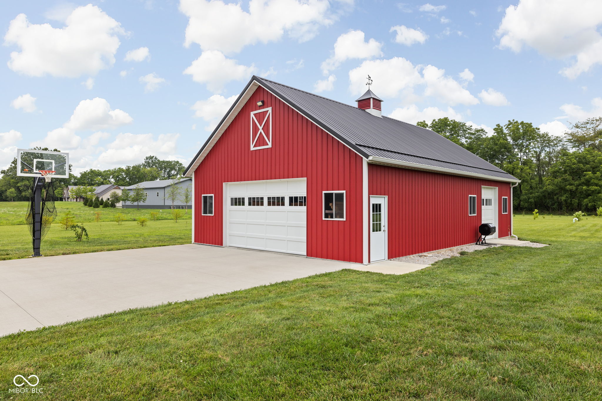6872 E County Road 1000 N