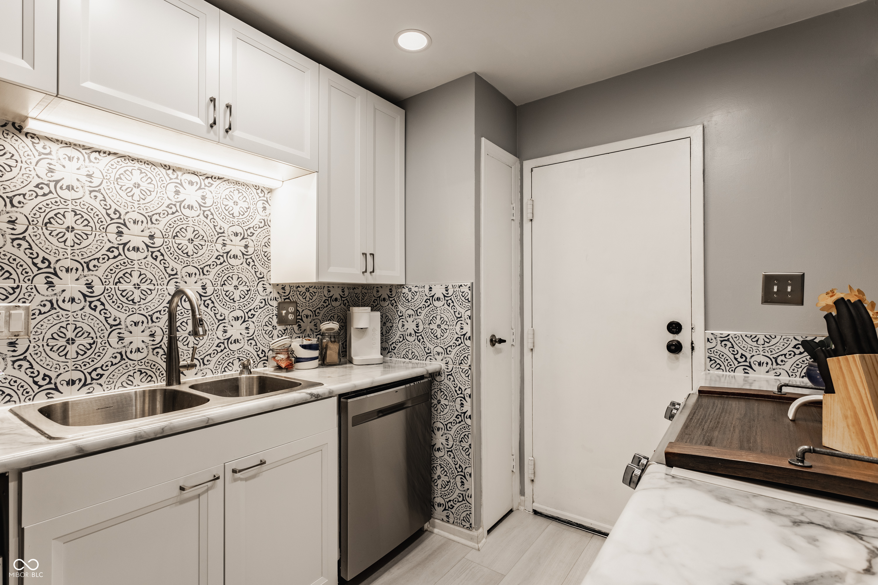 8336 Woodall Drive Unit: KR