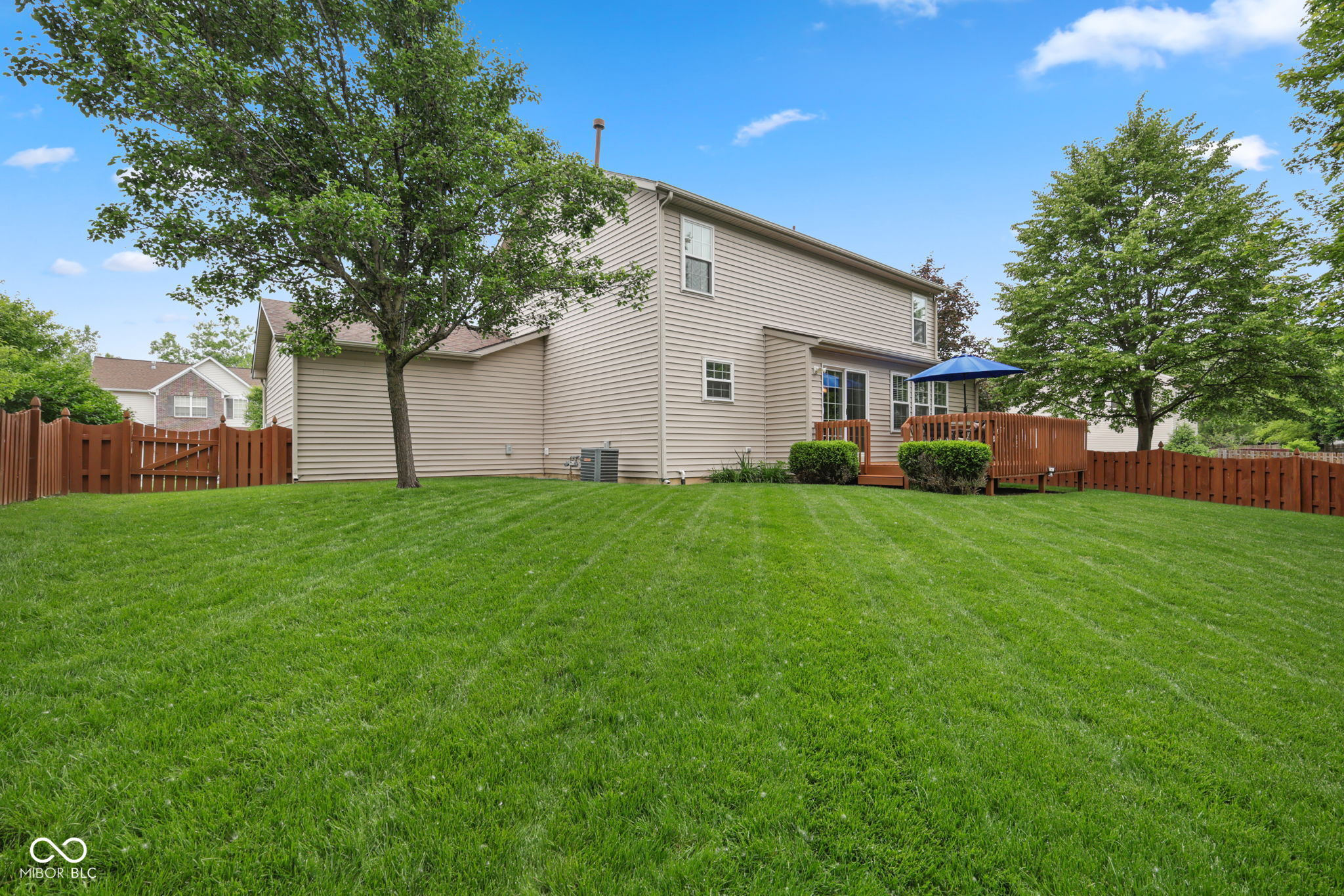 11809 Holbrook Close