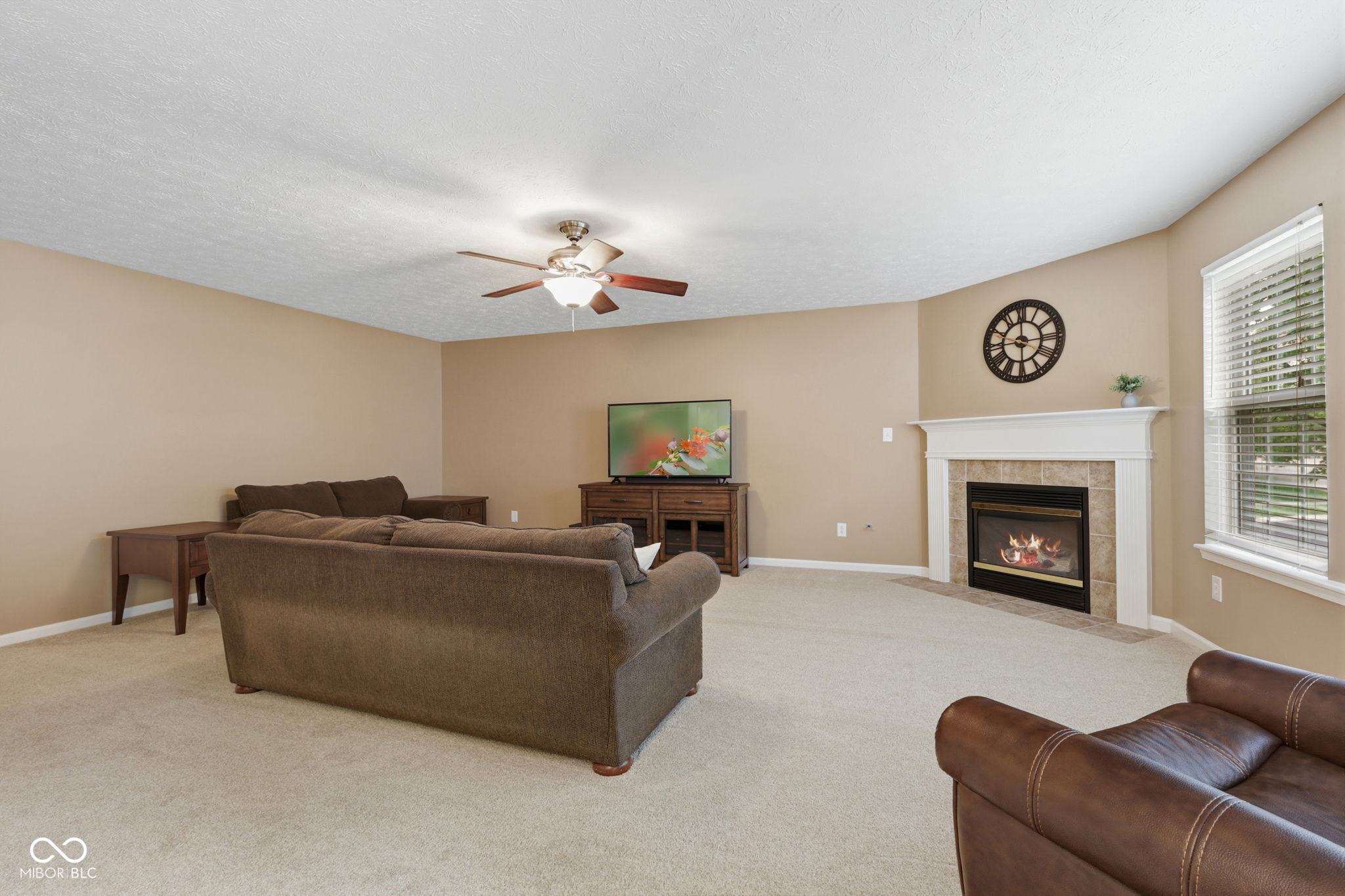 11809 Holbrook Close