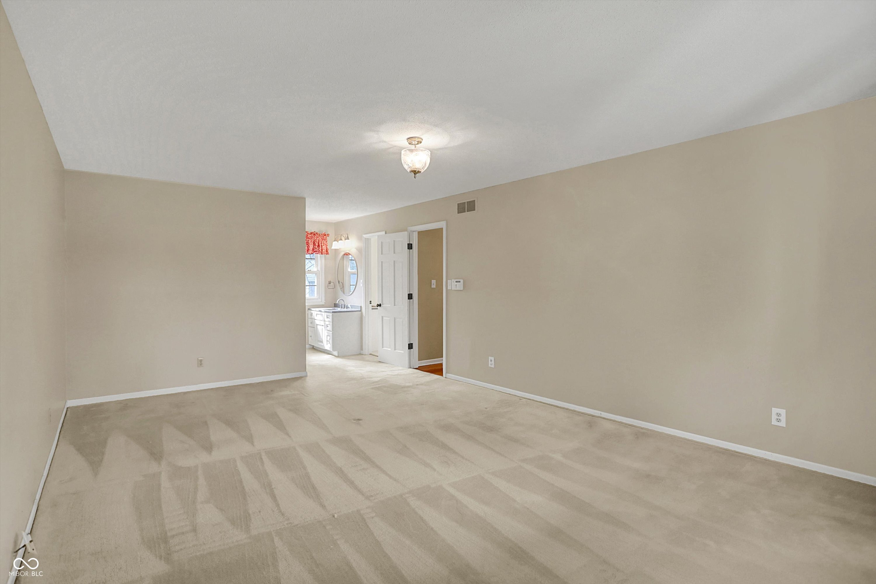 40 Twinshore Court