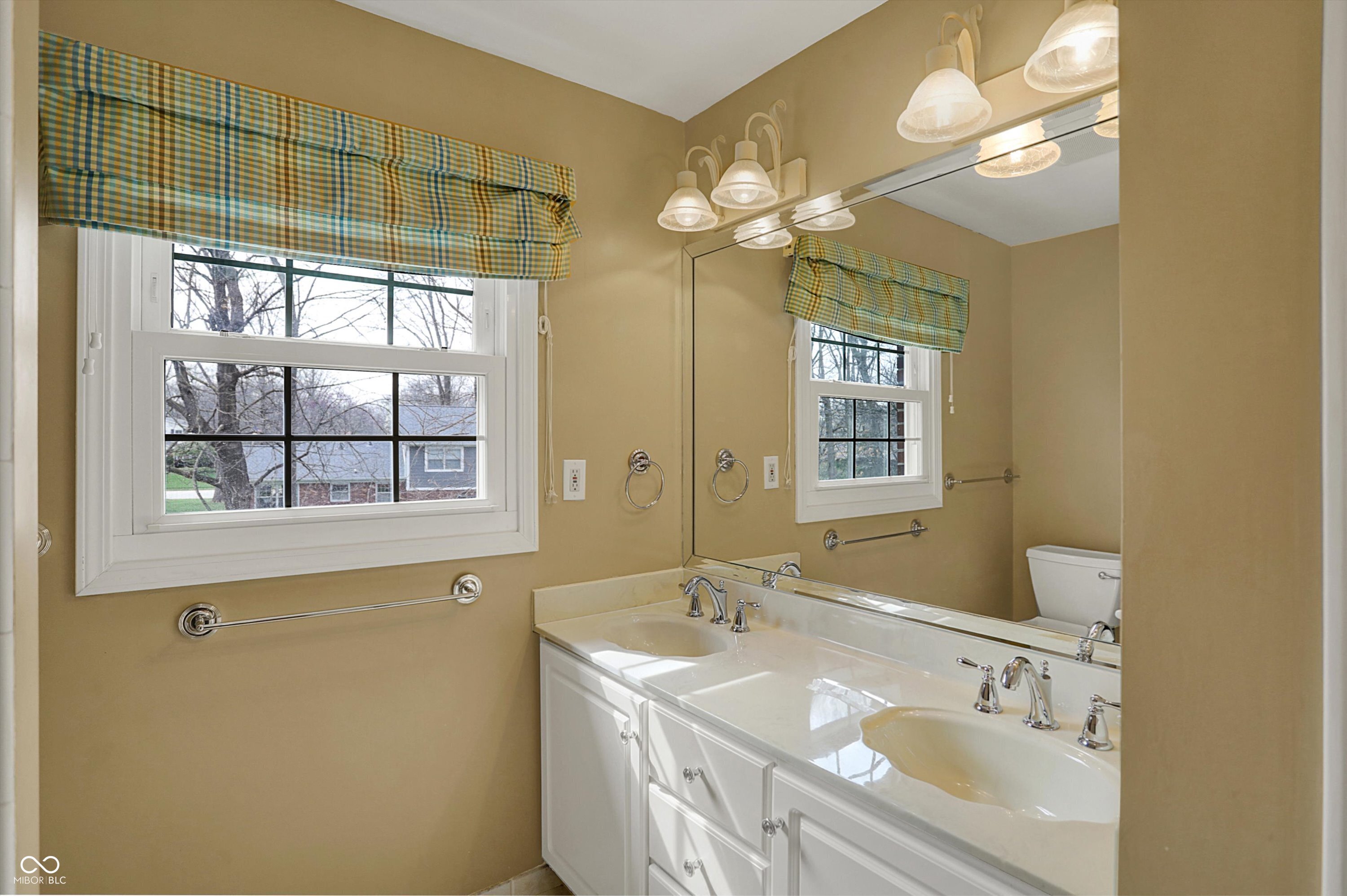40 Twinshore Court