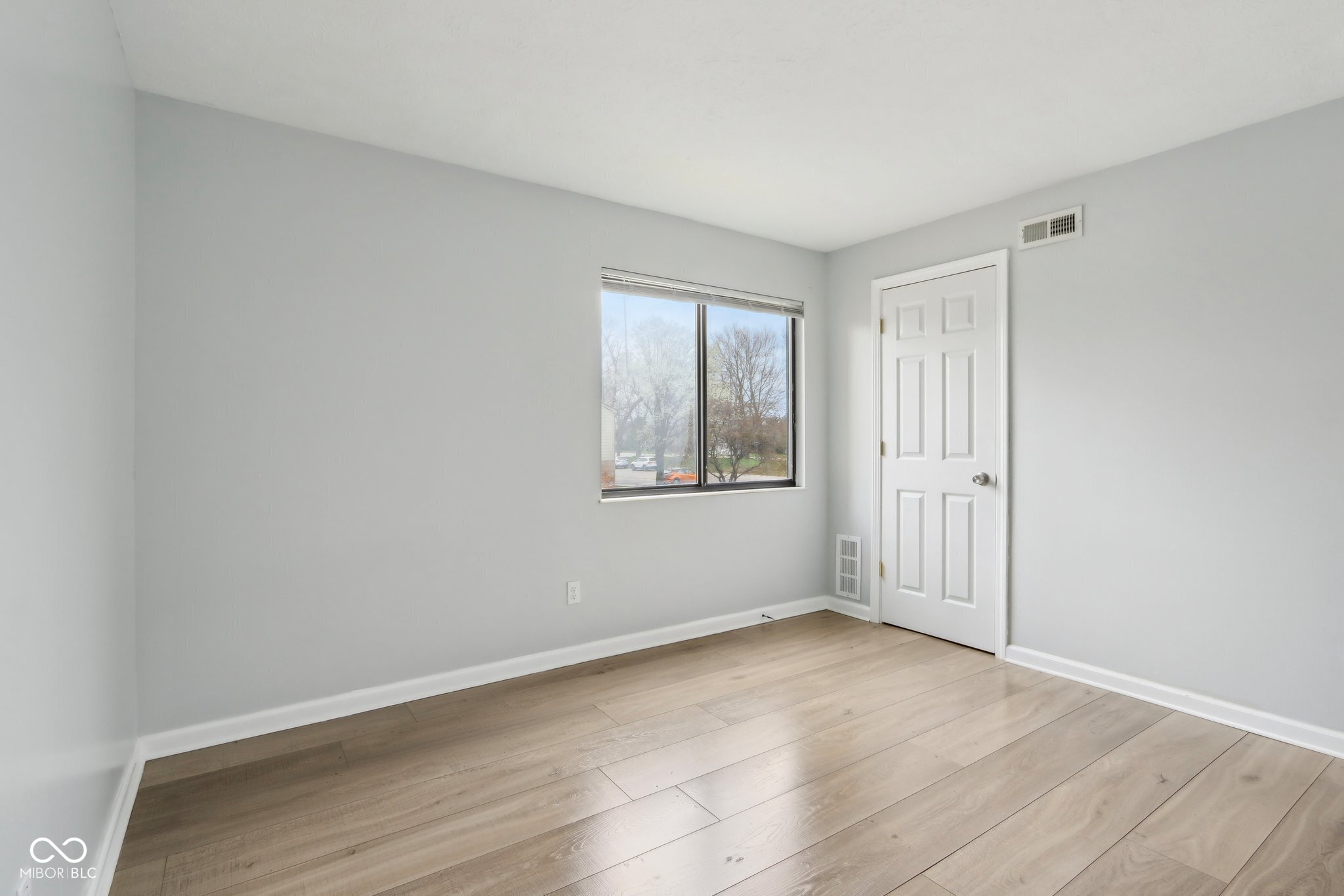 7220 Village Parkway Drive Unit: # 8