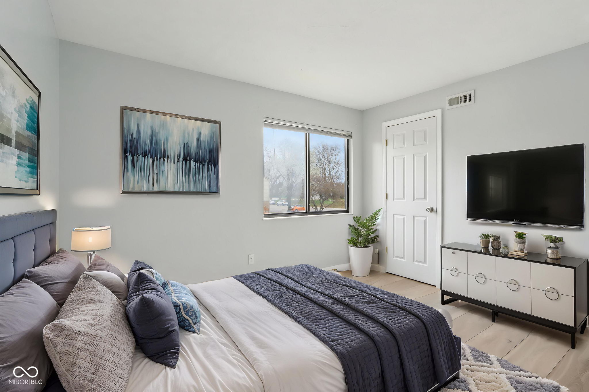 7220 Village Parkway Drive Unit: # 8