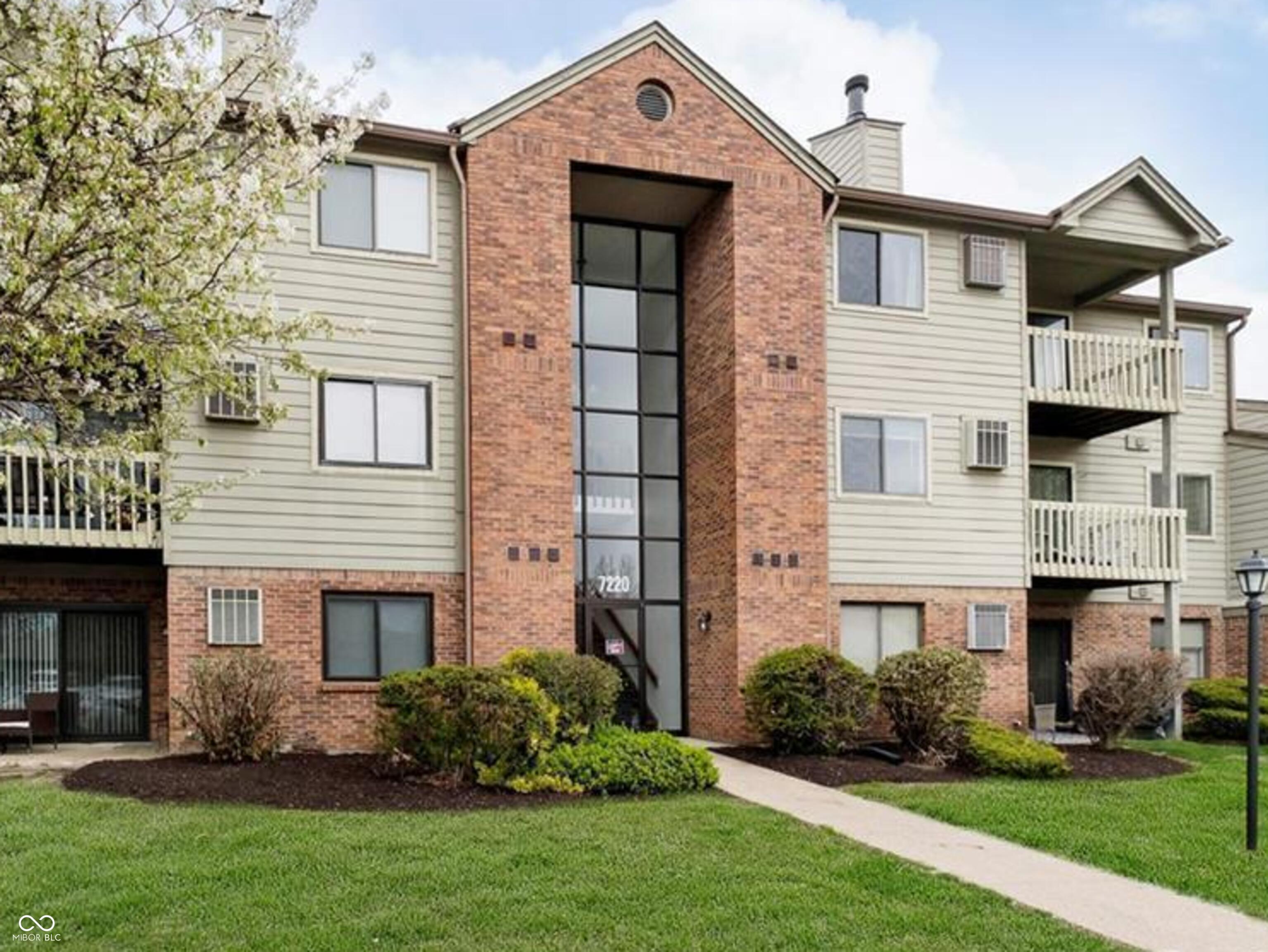 7220 Village Parkway Drive Unit: # 8