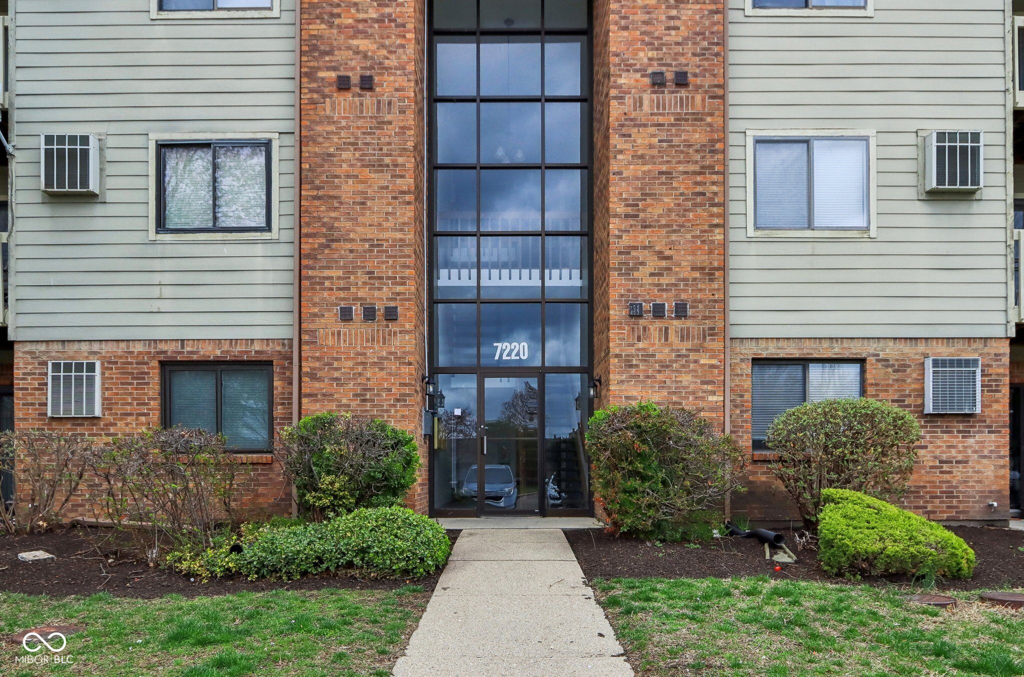 7220 Village Parkway Drive Unit: # 8