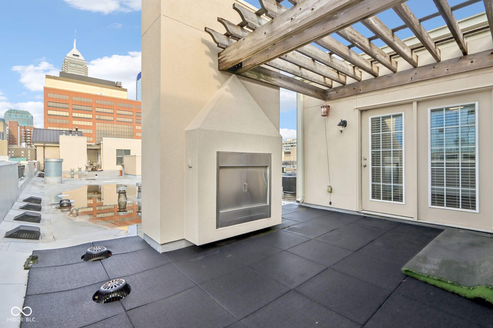 355 E Ohio Street Unit: 309