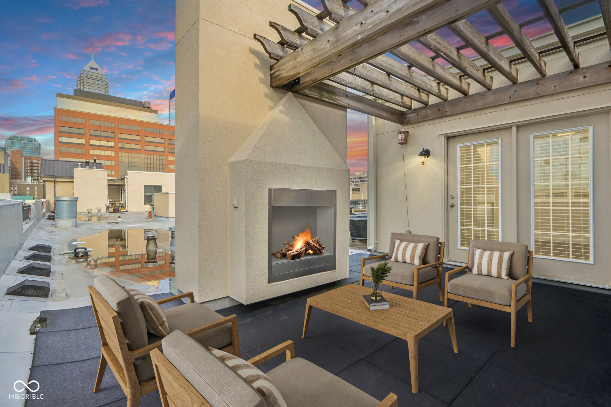 355 E Ohio Street Unit: 309