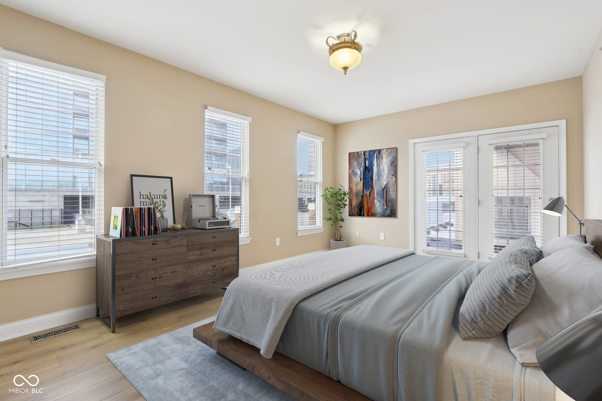 355 E Ohio Street Unit: 309