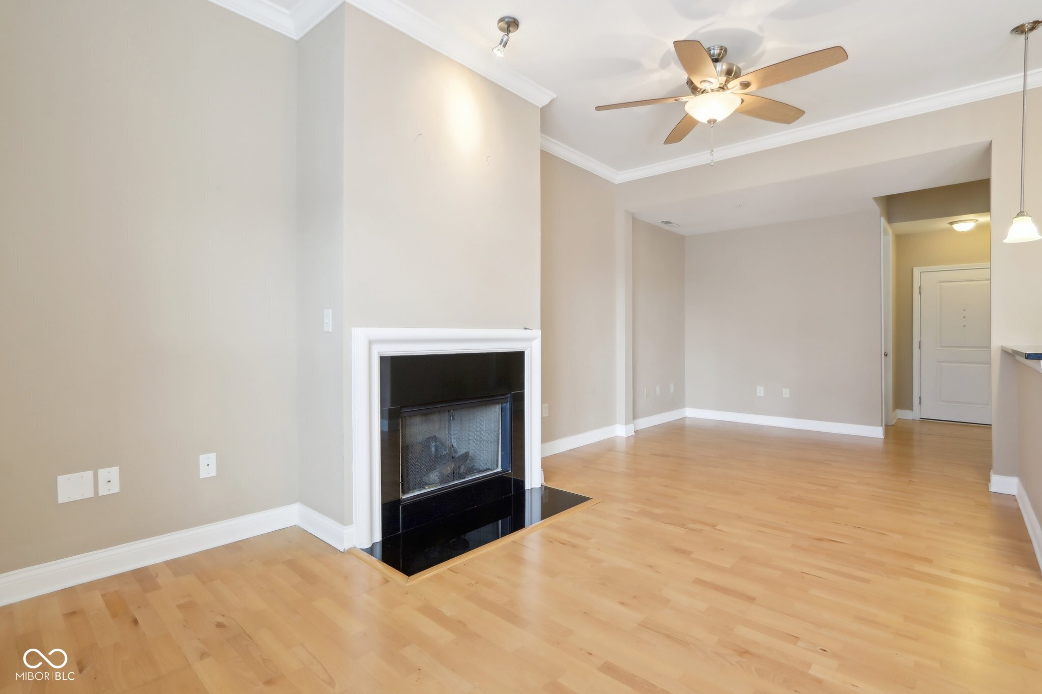 355 E Ohio Street Unit: 309