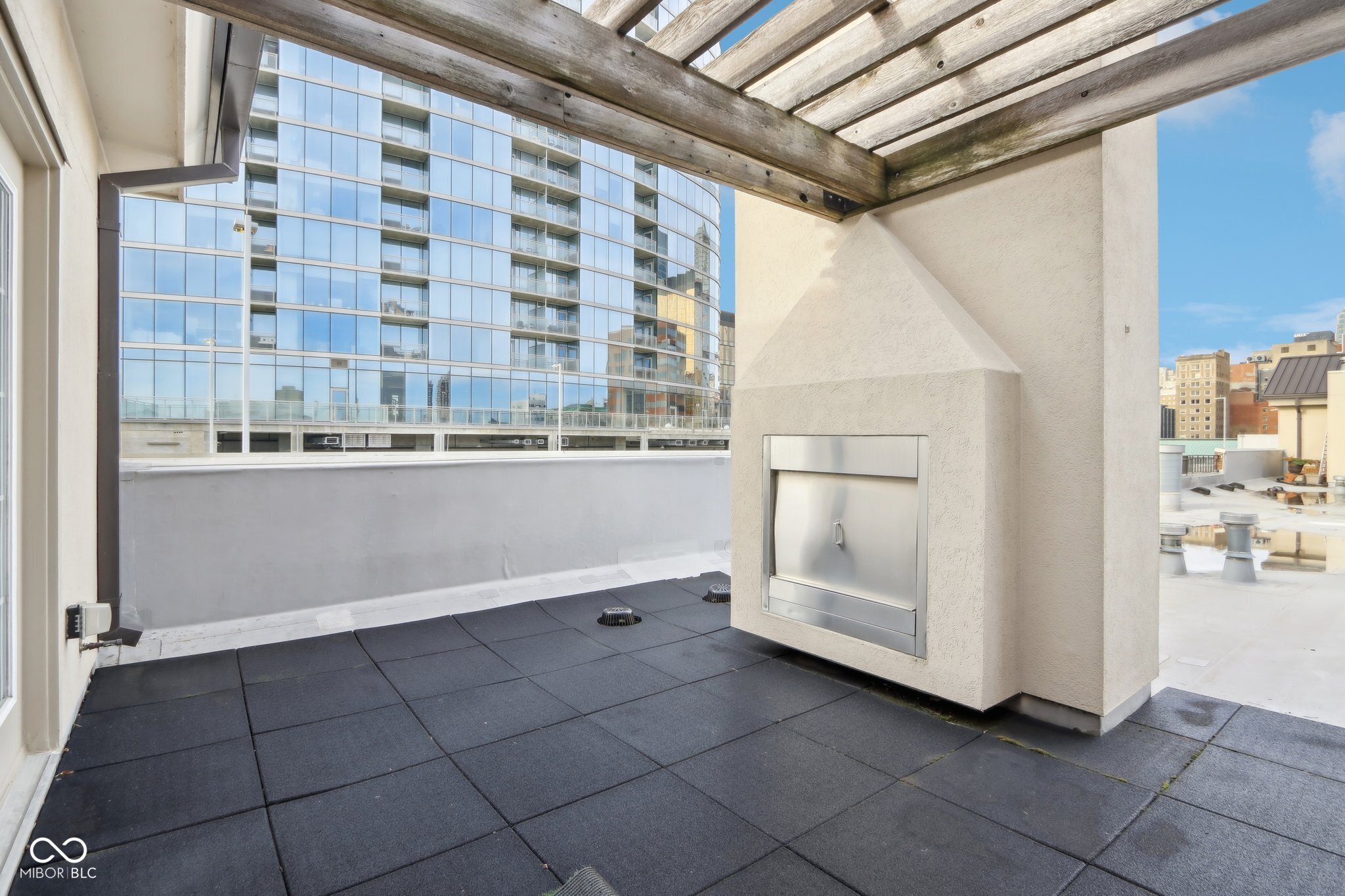 355 E Ohio Street Unit: 309