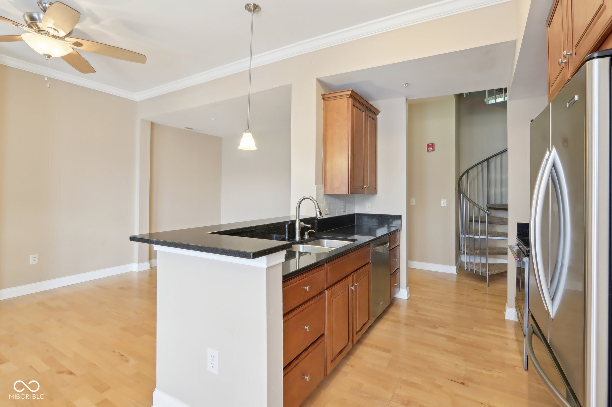 355 E Ohio Street Unit: 309