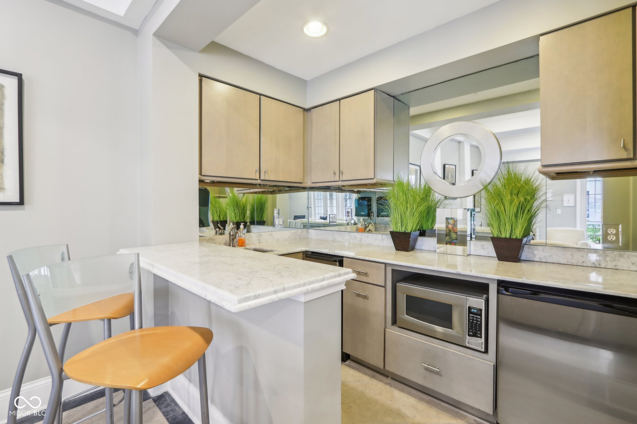 355 E Ohio Street Unit: 309