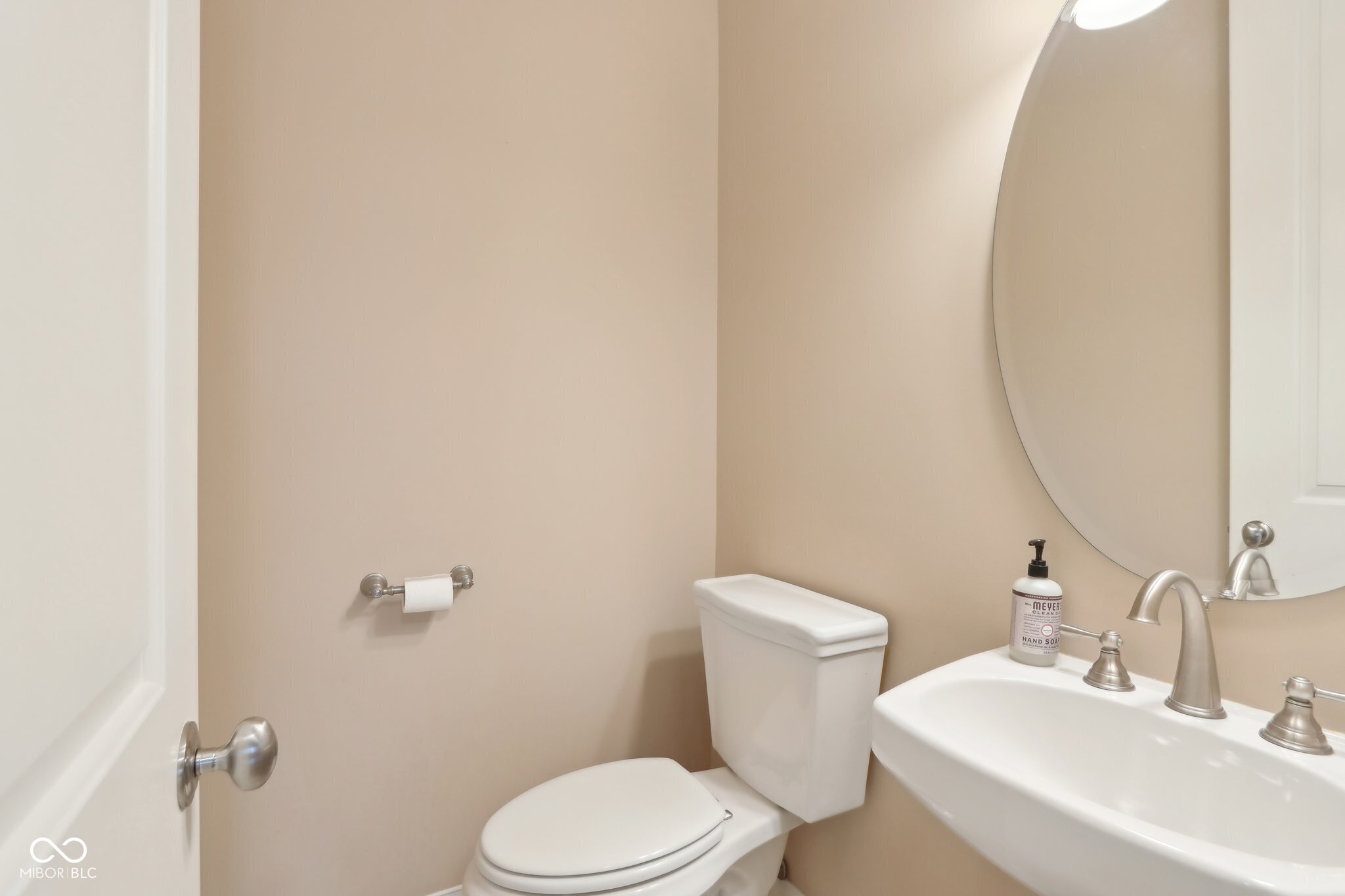 355 E Ohio Street Unit: 309