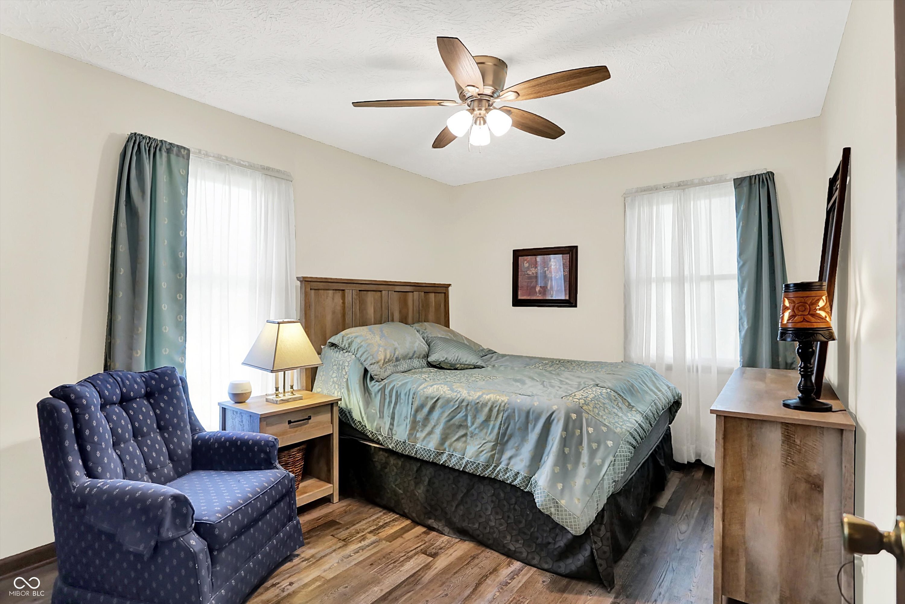 425 Waterview Boulevard