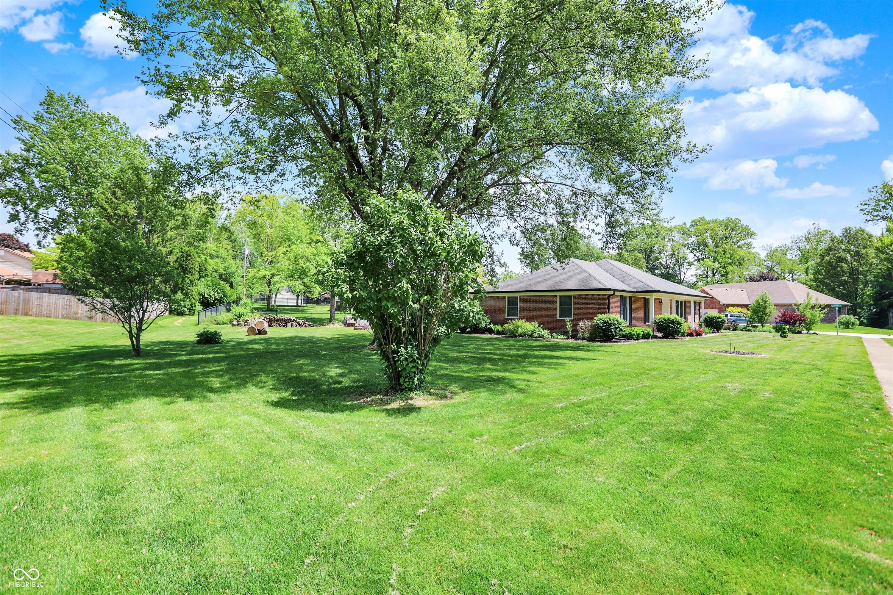 425 Waterview Boulevard