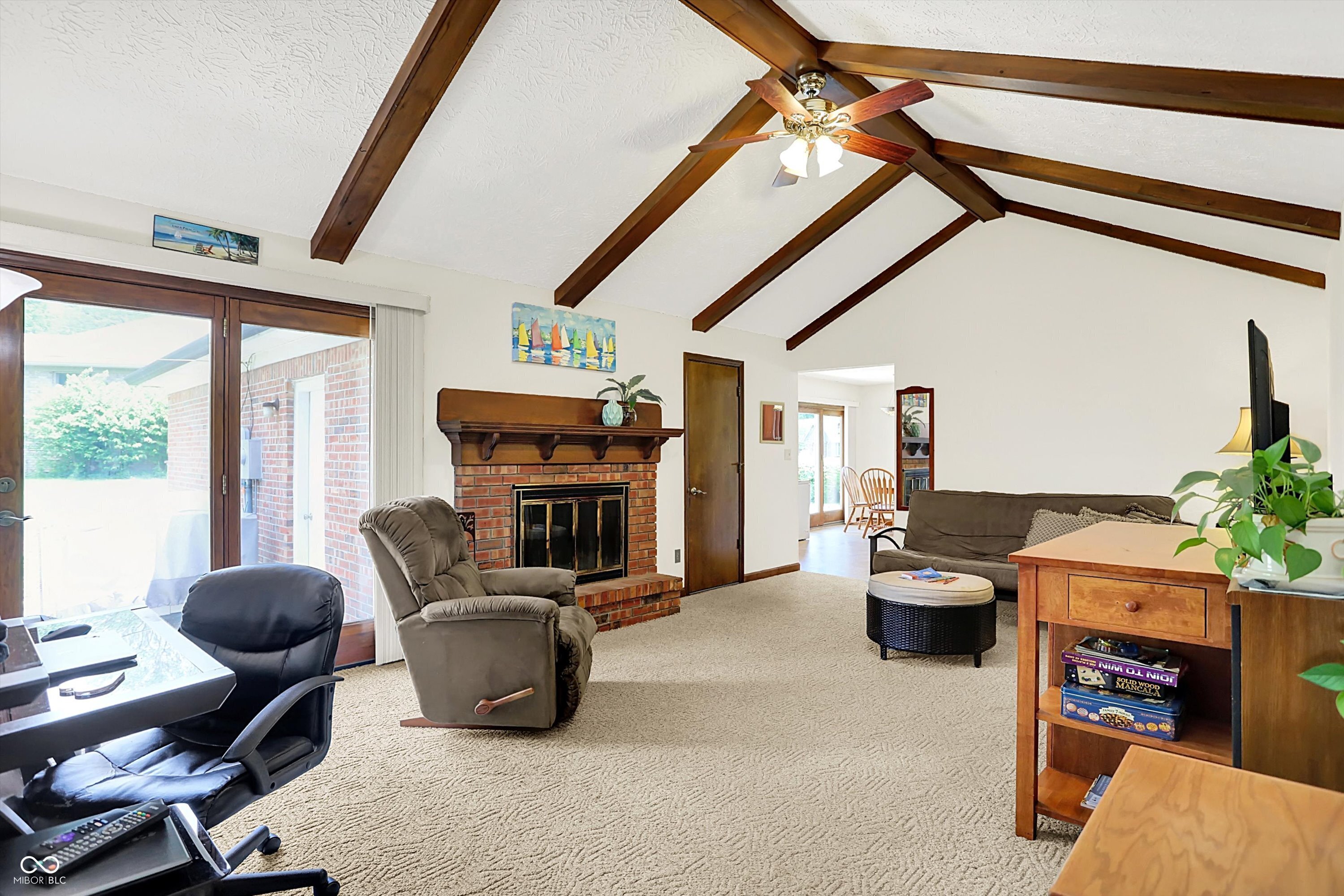 425 Waterview Boulevard