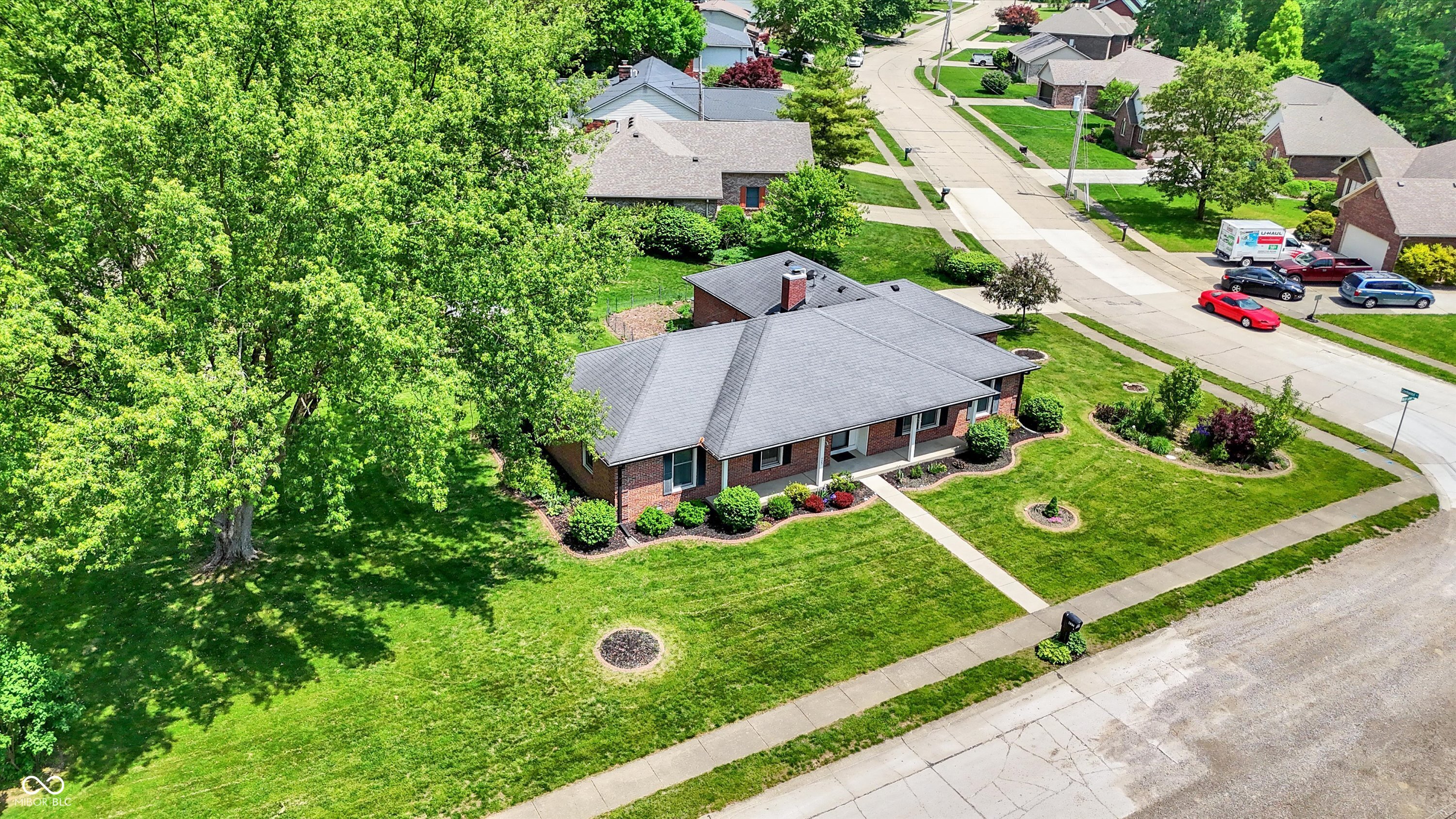 425 Waterview Boulevard