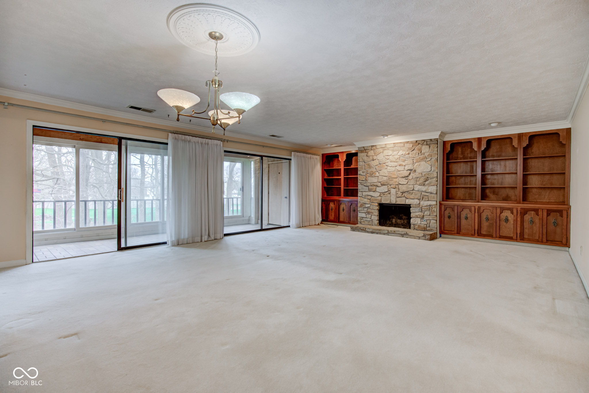 102 Knoll Court Unit: D