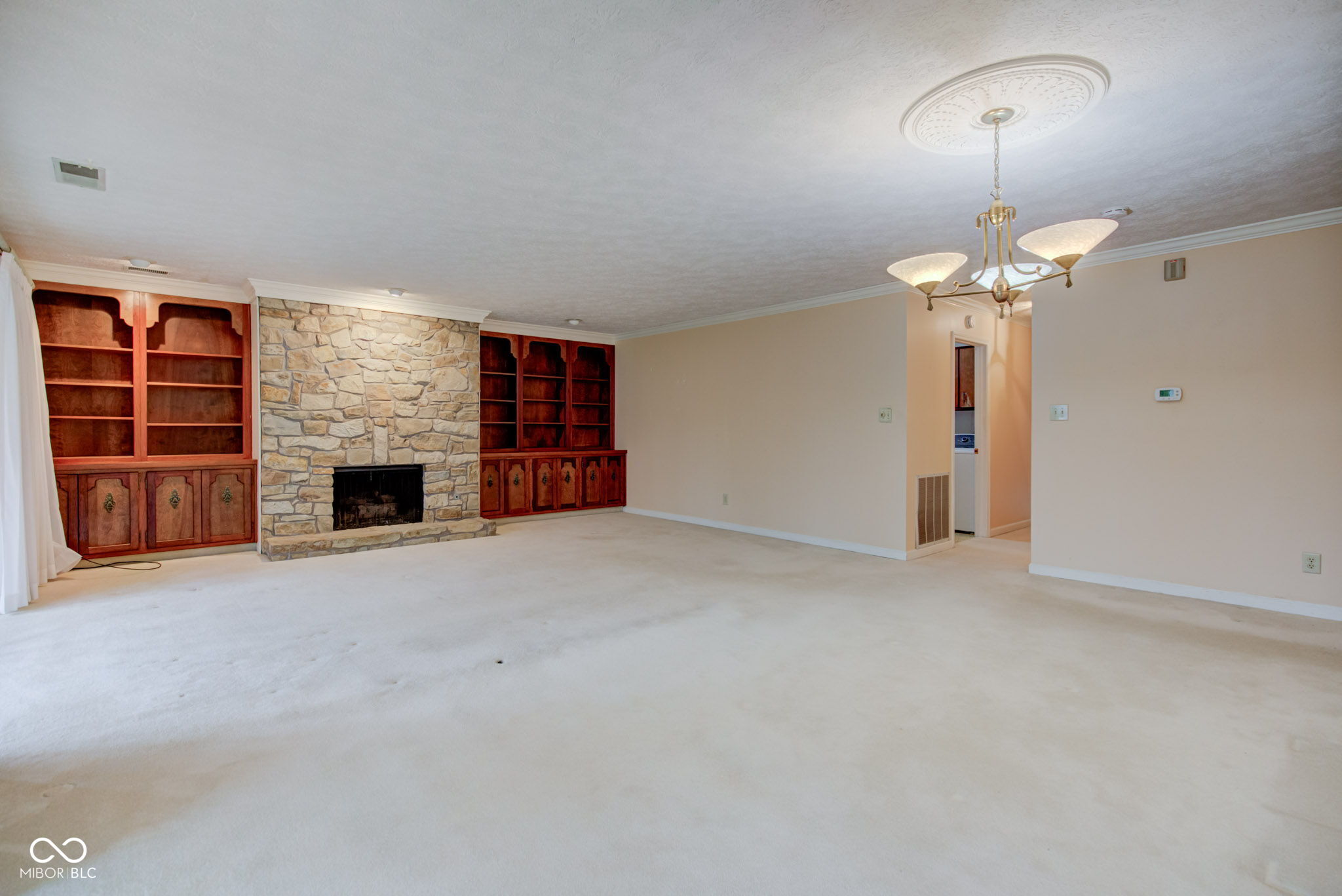 102 Knoll Court Unit: D