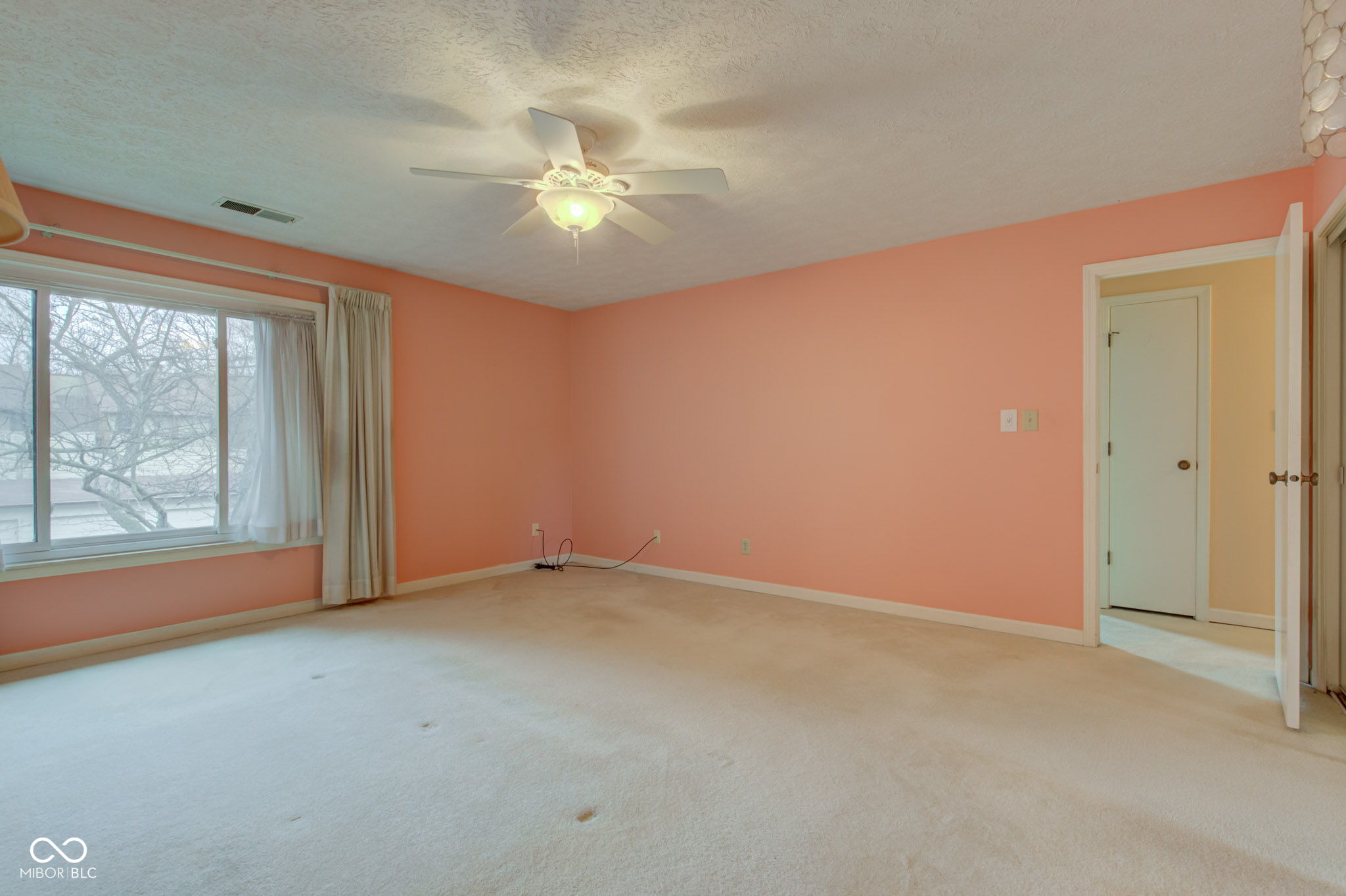 102 Knoll Court Unit: D