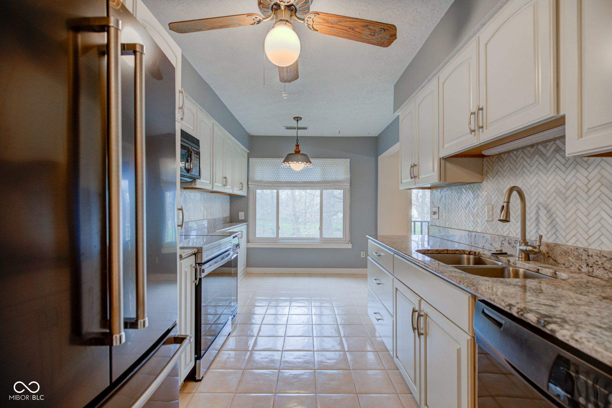 102 Knoll Court Unit: D