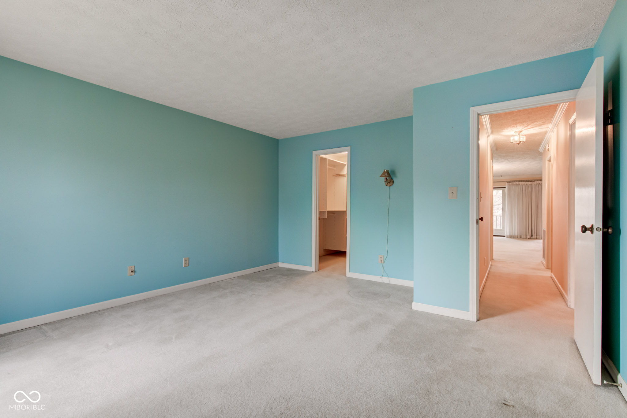 102 Knoll Court Unit: D