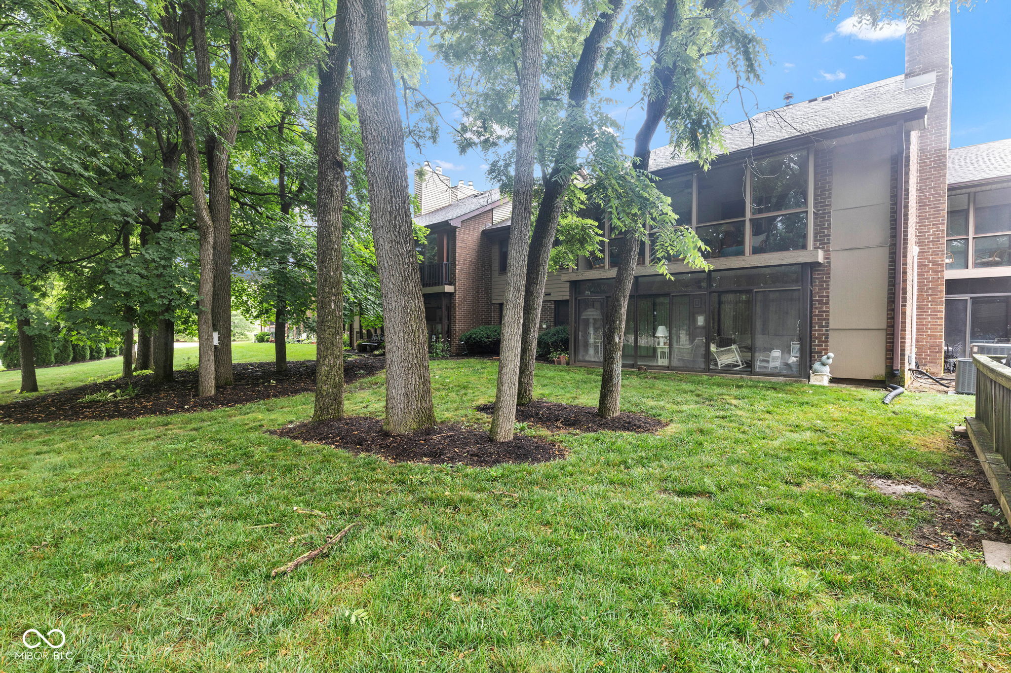 102 Knoll Court Unit: D