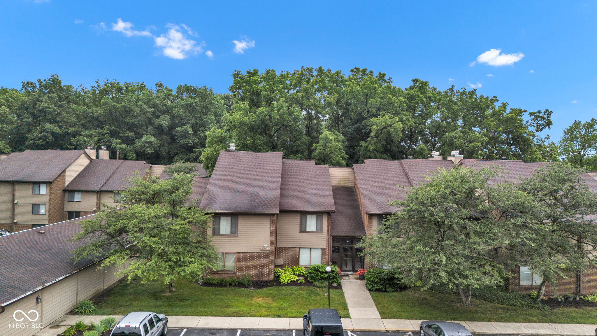 102 Knoll Court Unit: D