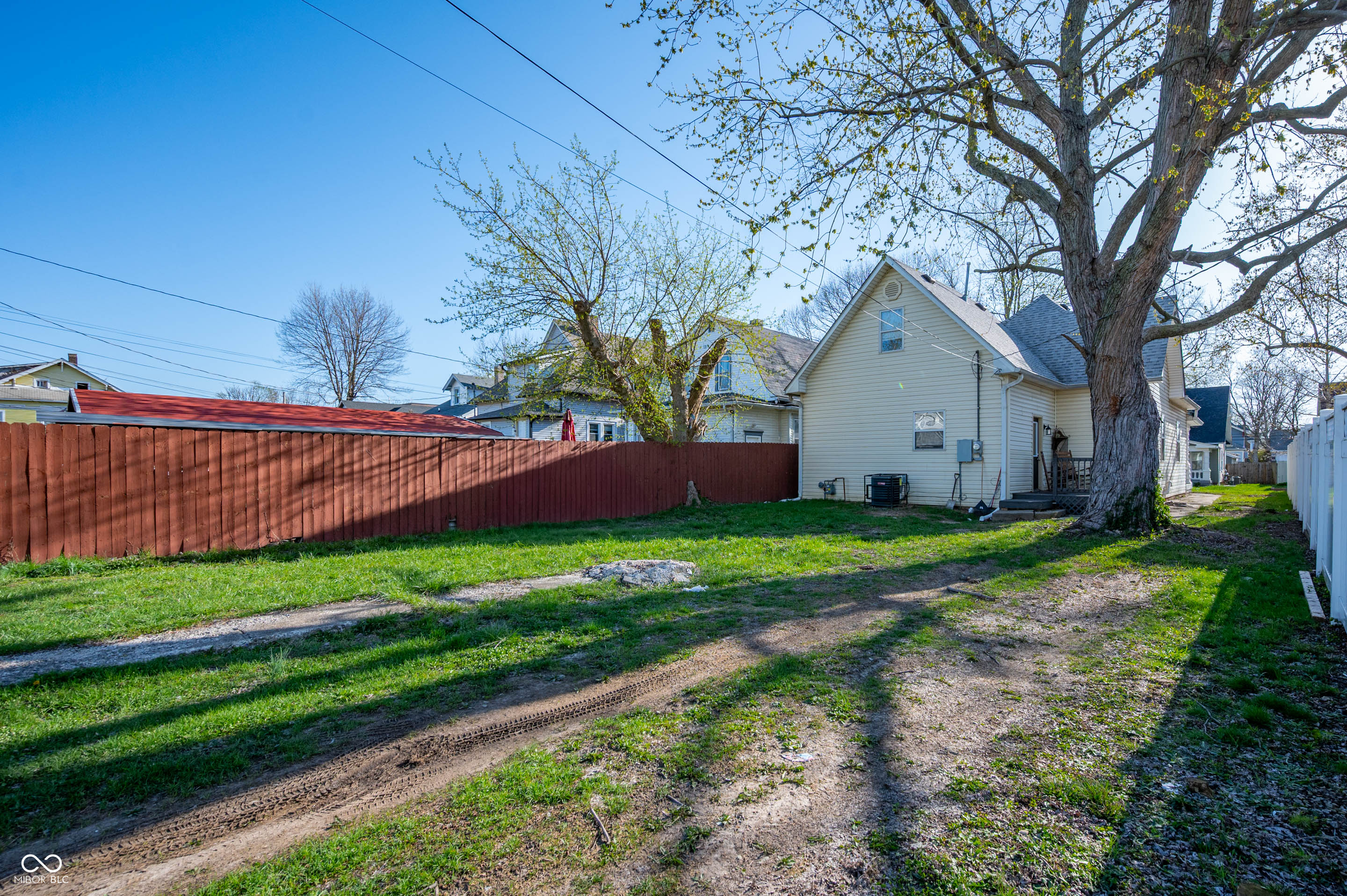 106 N Linwood Avenue