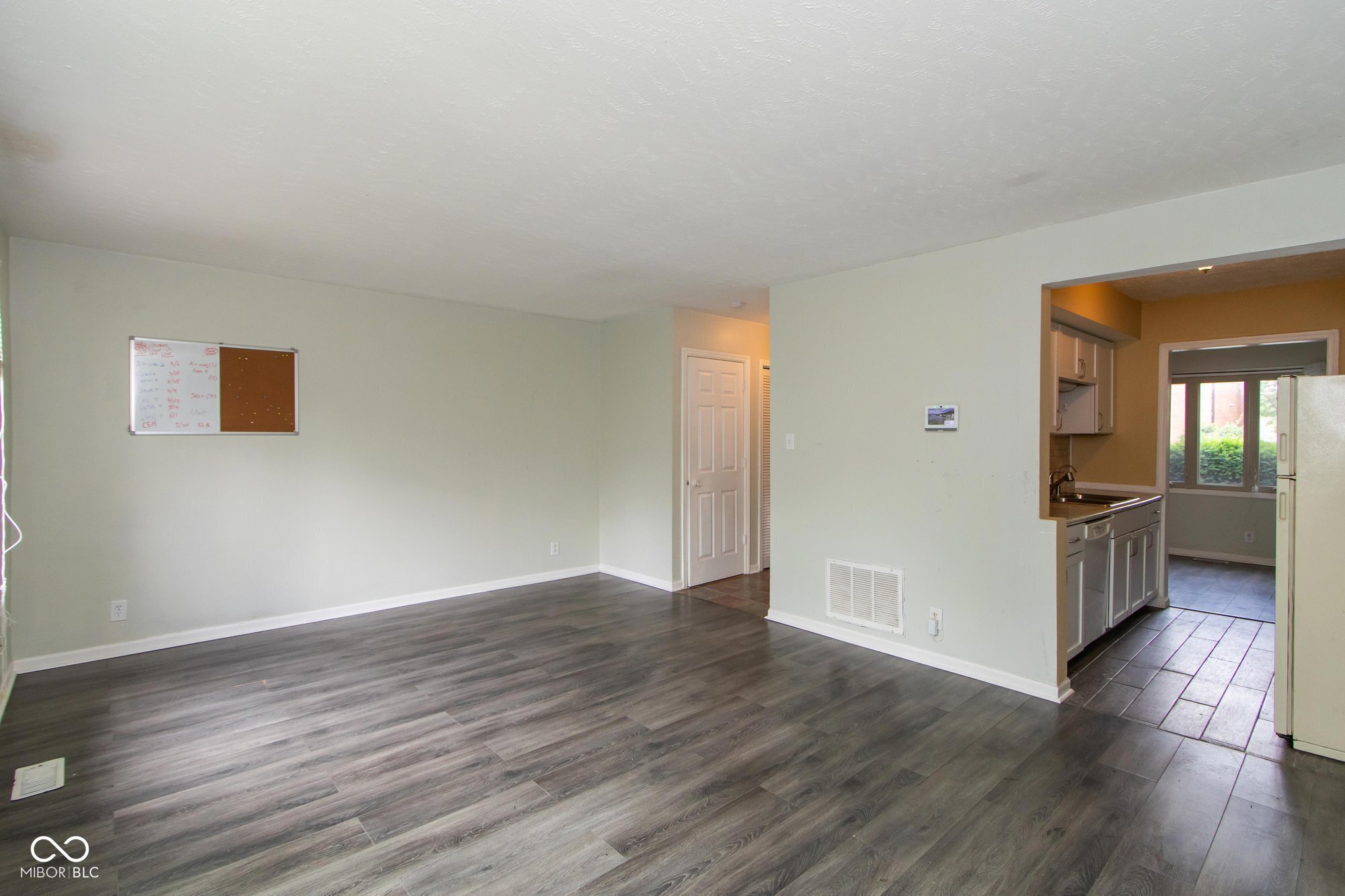 1131 Canterbury Square S
