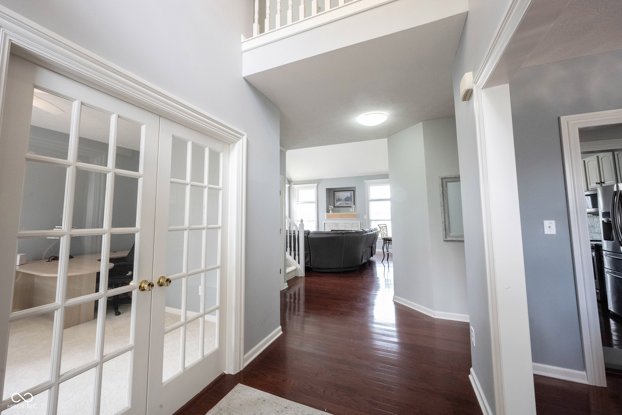 8748 N Autumnview Drive