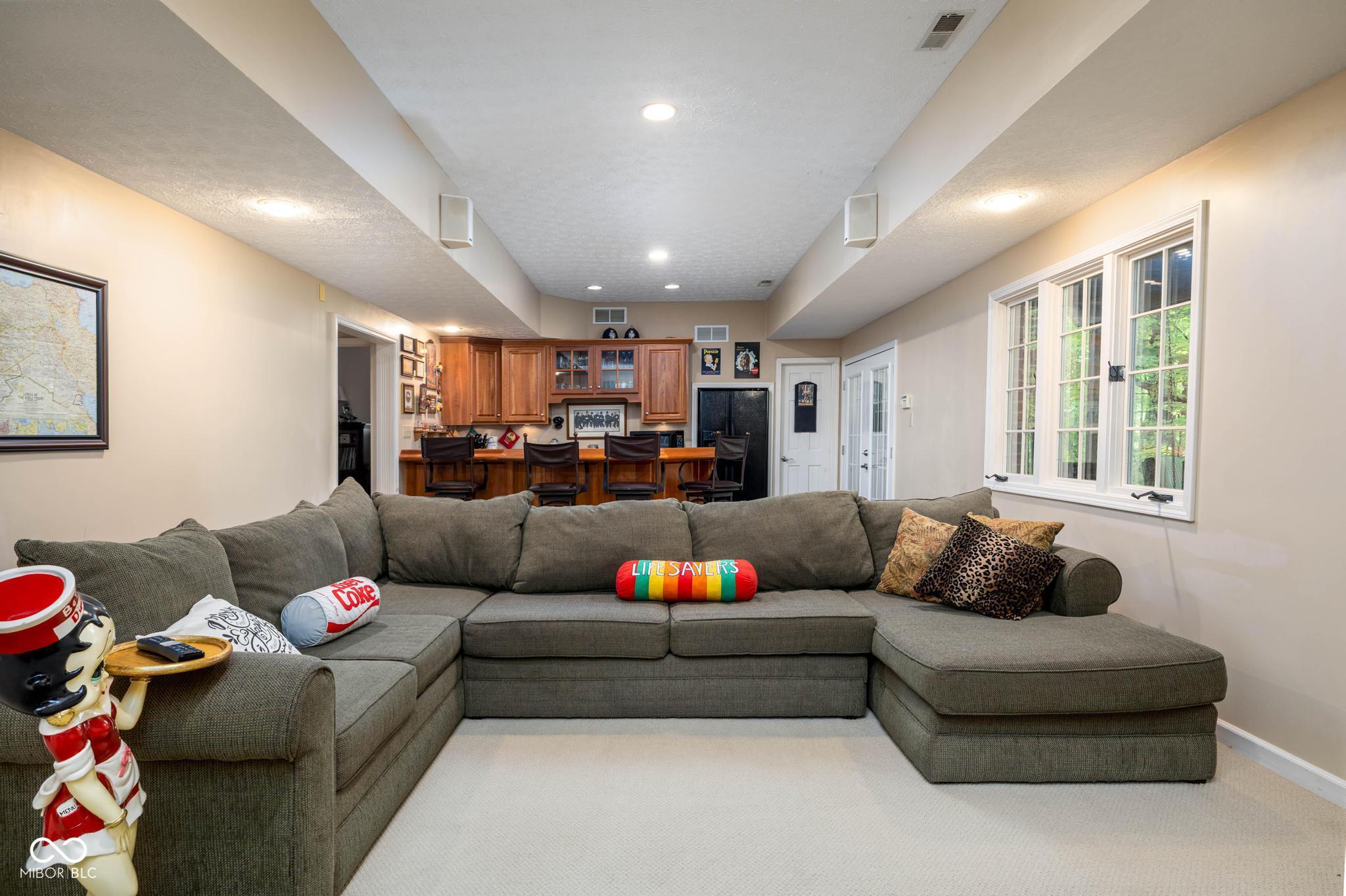9838 Gulfstream Court