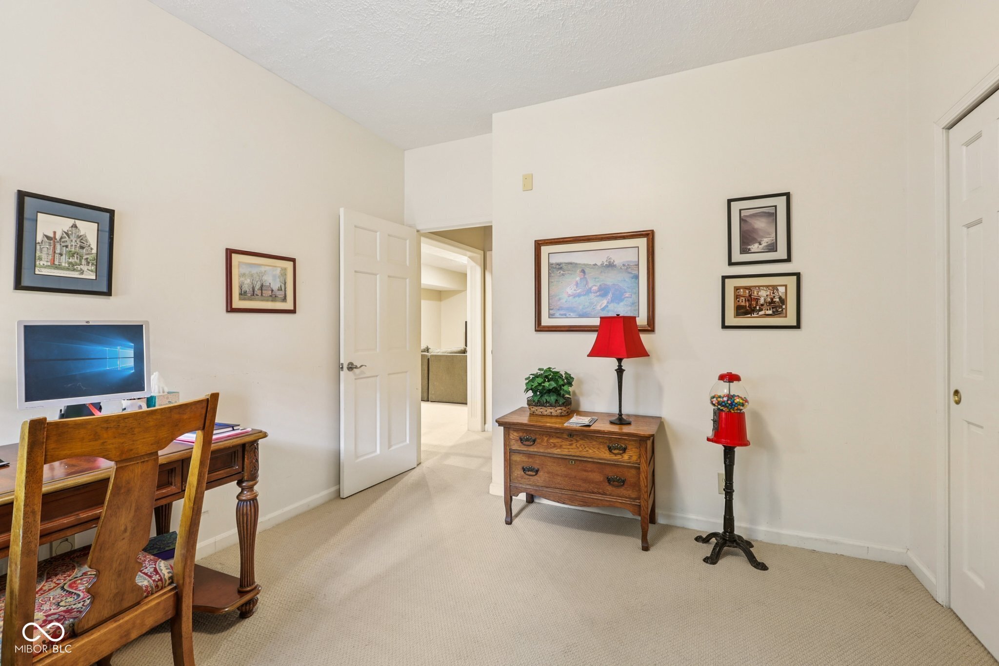 9838 Gulfstream Court