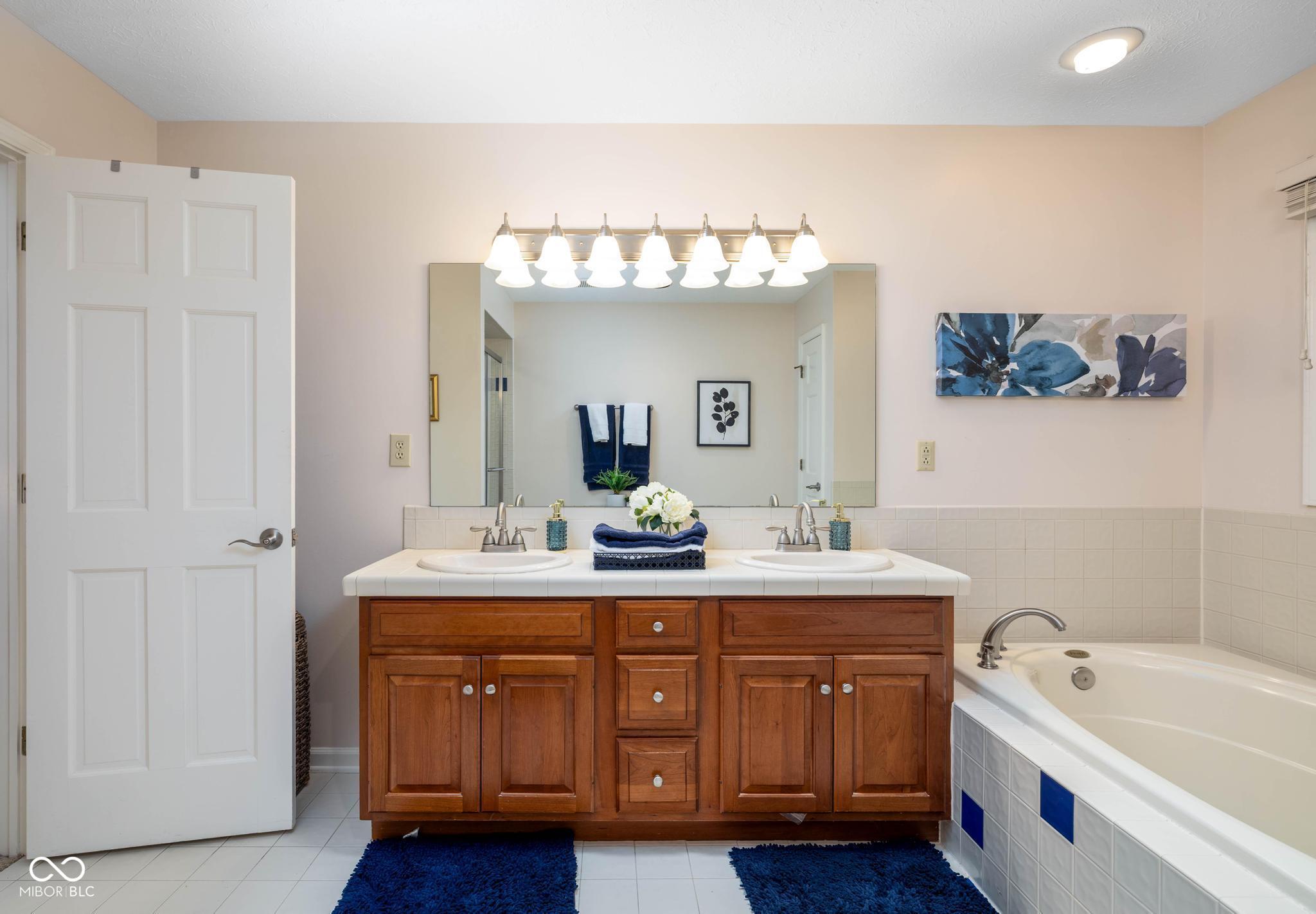 9838 Gulfstream Court